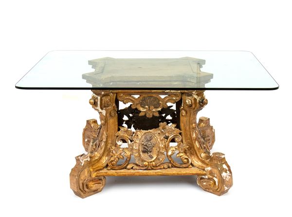 Italian gilded table with crystal top