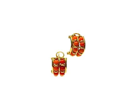 Paio di orecchini, oro 18k e corallo Mediterraneo (Corallum Rubrum)