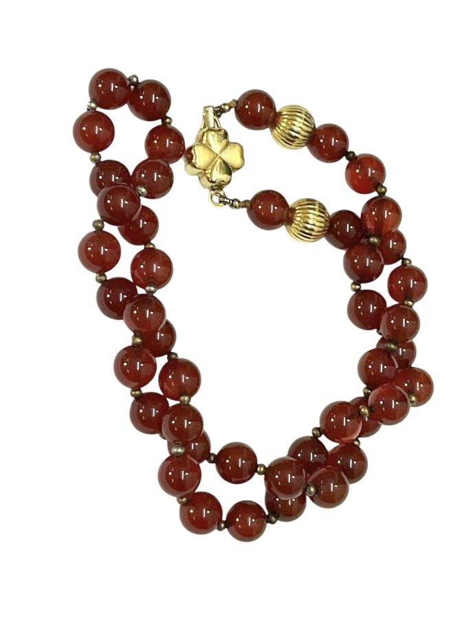 Girocollo in oro giallo 18k con sfere di corniola