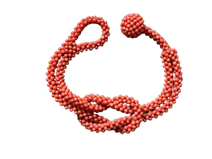 Bracciale in corallo mediterraneo (Corallium rubrum), maglia tessuta a nodo marinaio