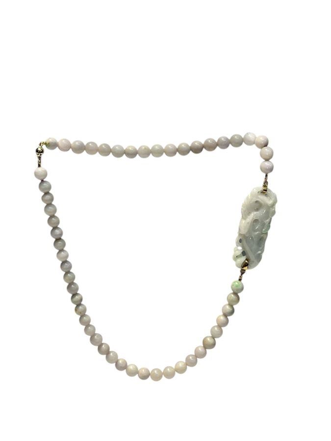 Girocollo in Giadeite