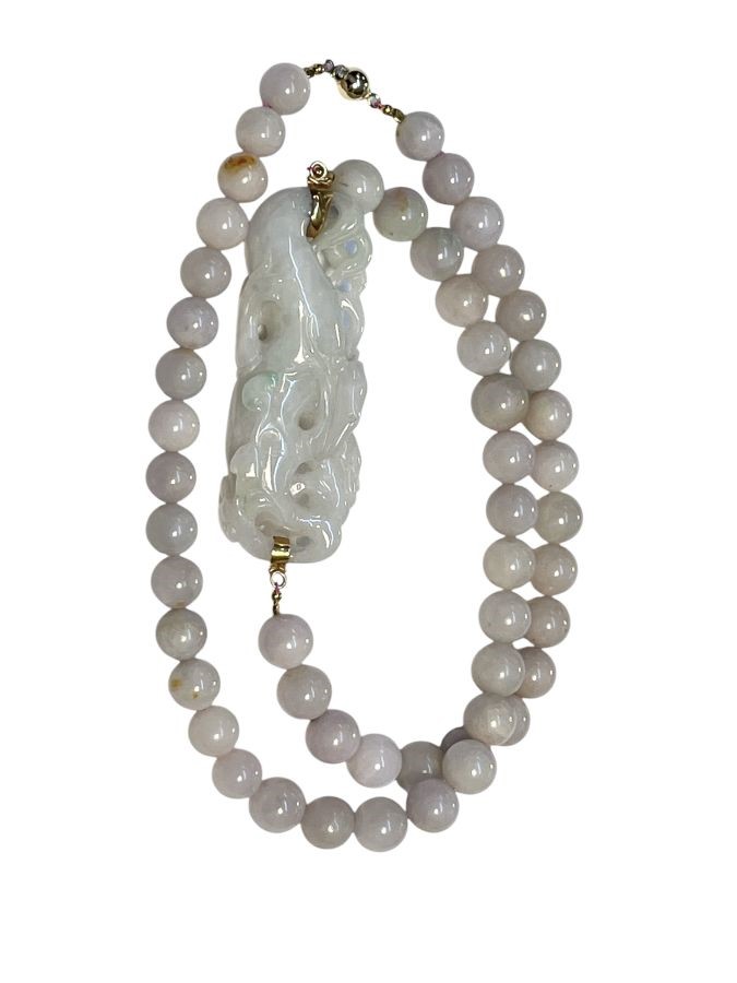 Girocollo in Giadeite