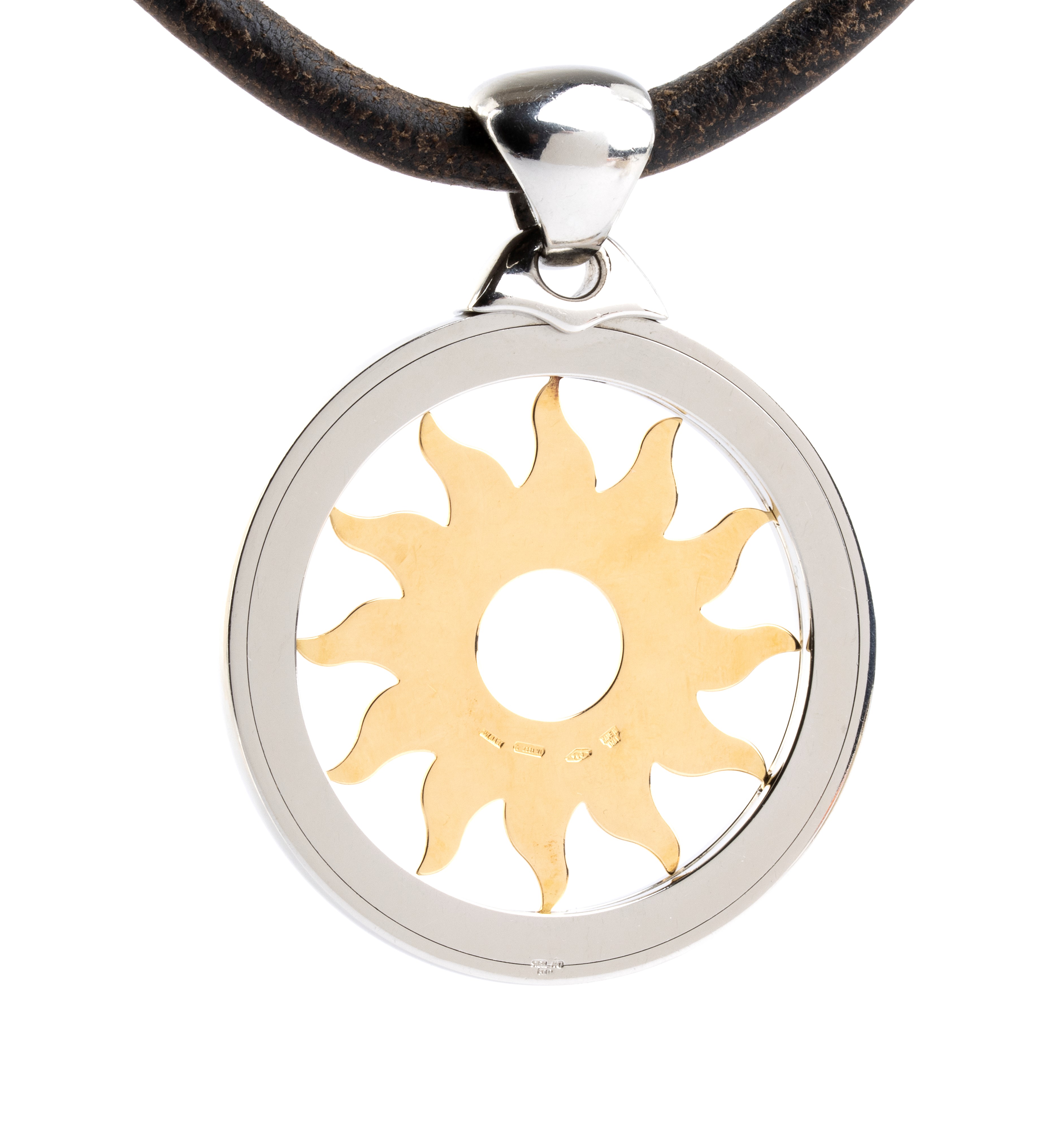 Collezione Tondo: girocollo in cuoio con pendente in acciaio ed oro