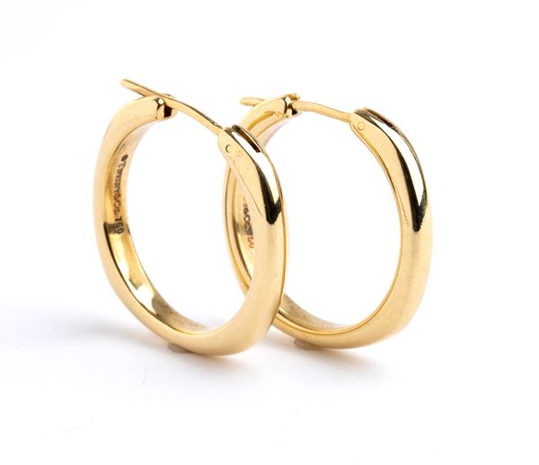 TIFFANY &amp; CO.&#174; - Gold hoop earrings