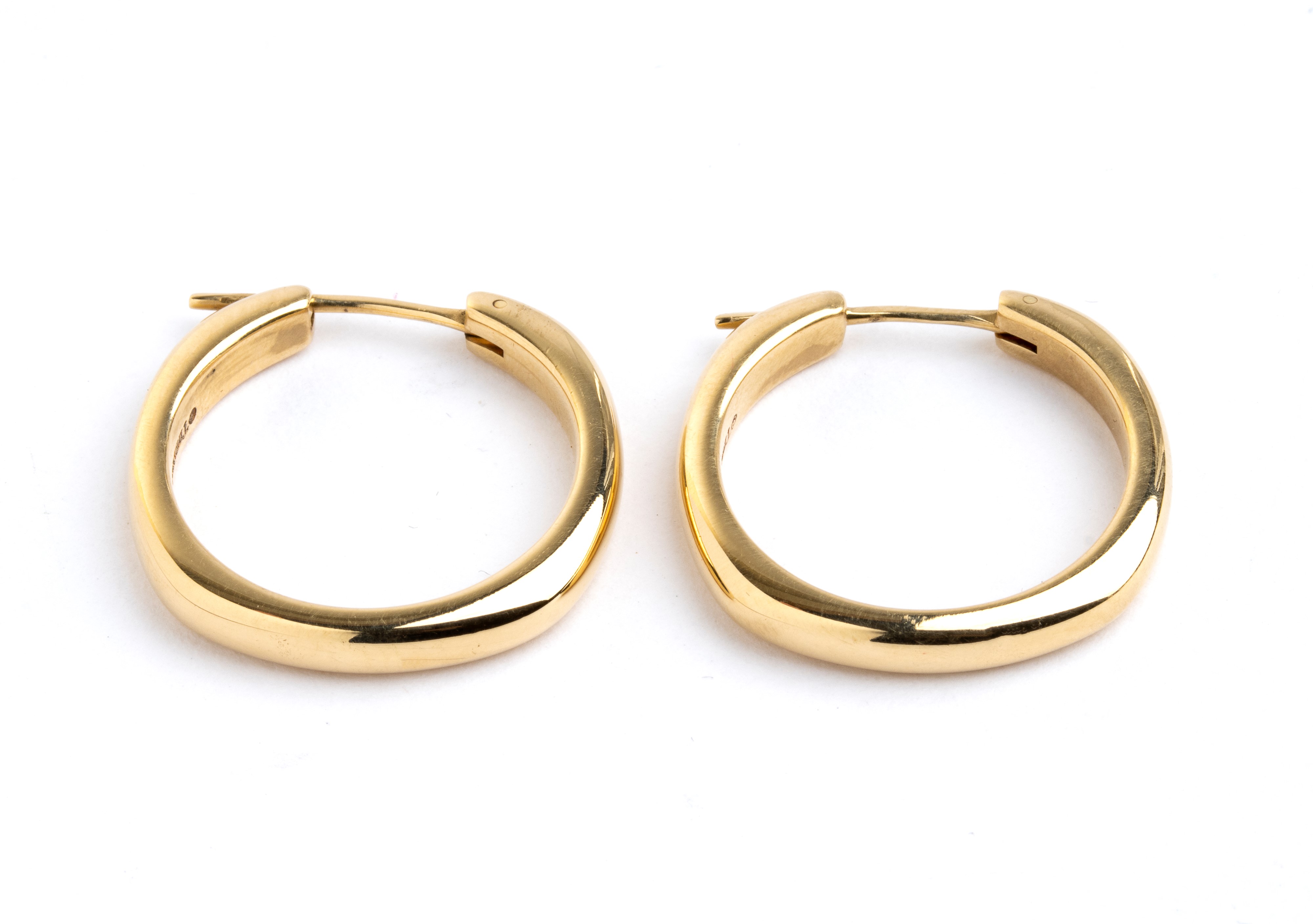 Orecchini a cerchio in oro