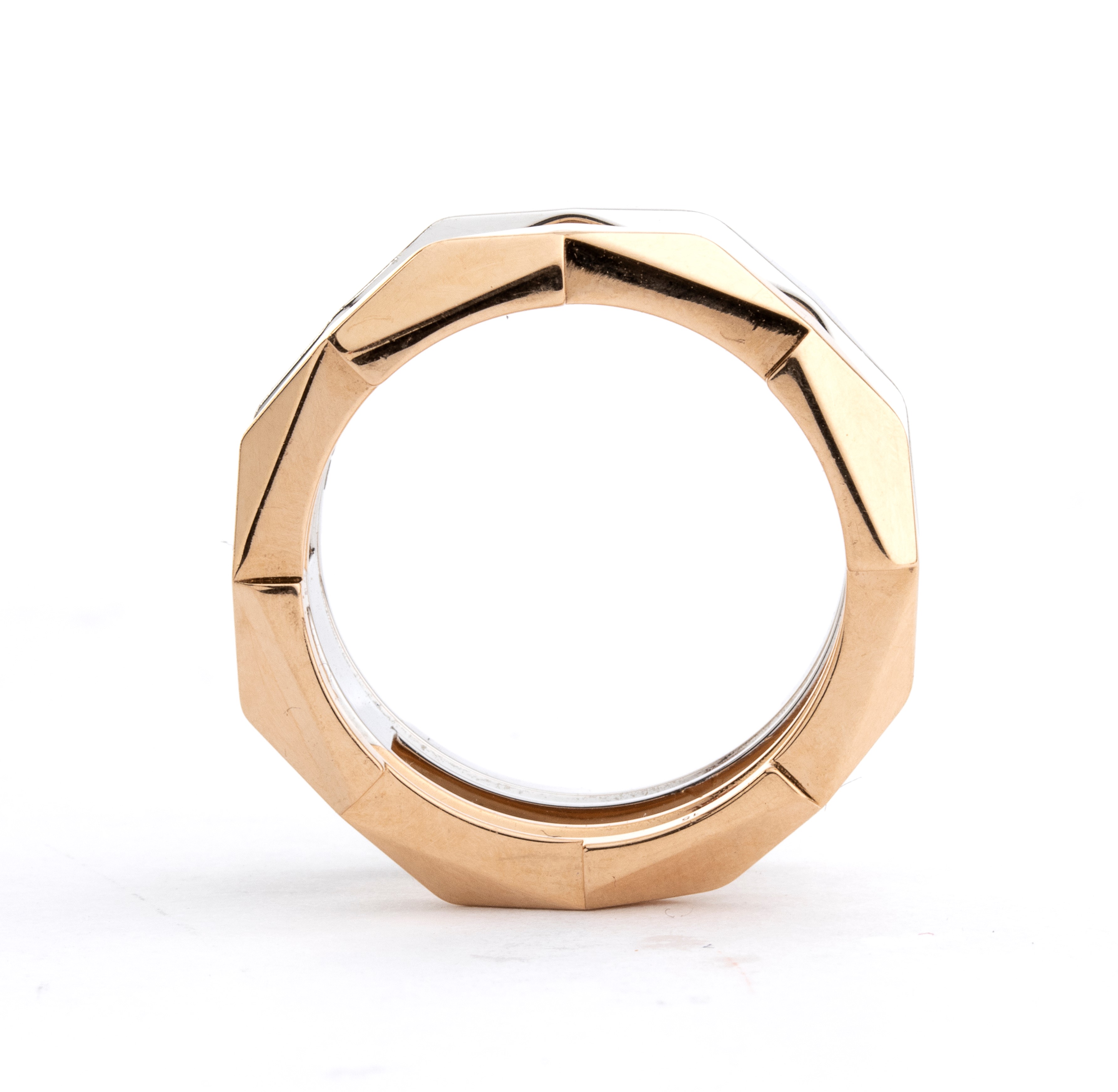 Collezione Link to Love: anello in oro bianco e oro giallo