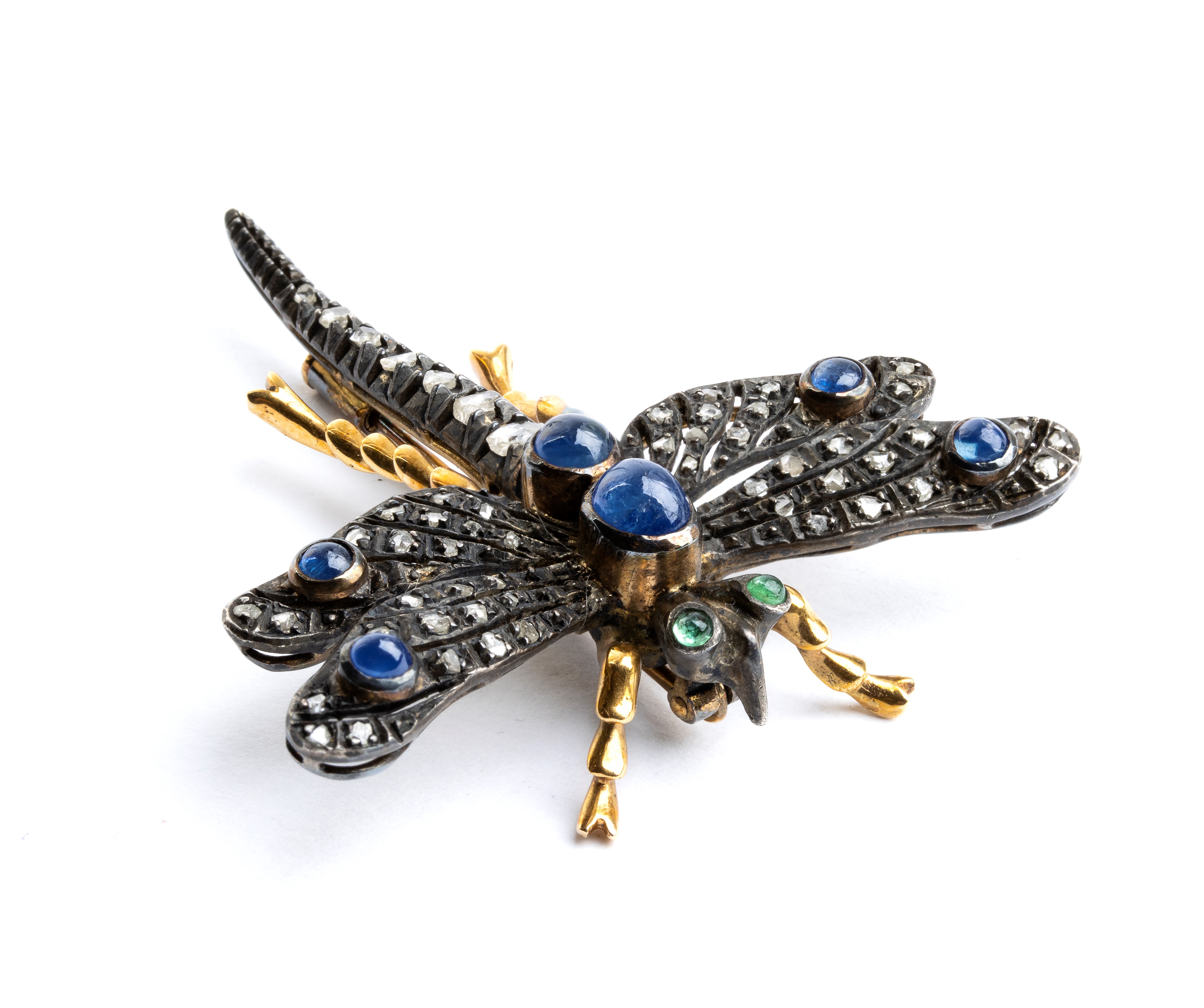 Libellula Art Nouveau, spilla in oro giallo e argento con diamanti, zaffiri e smeraldi (inizio XX...