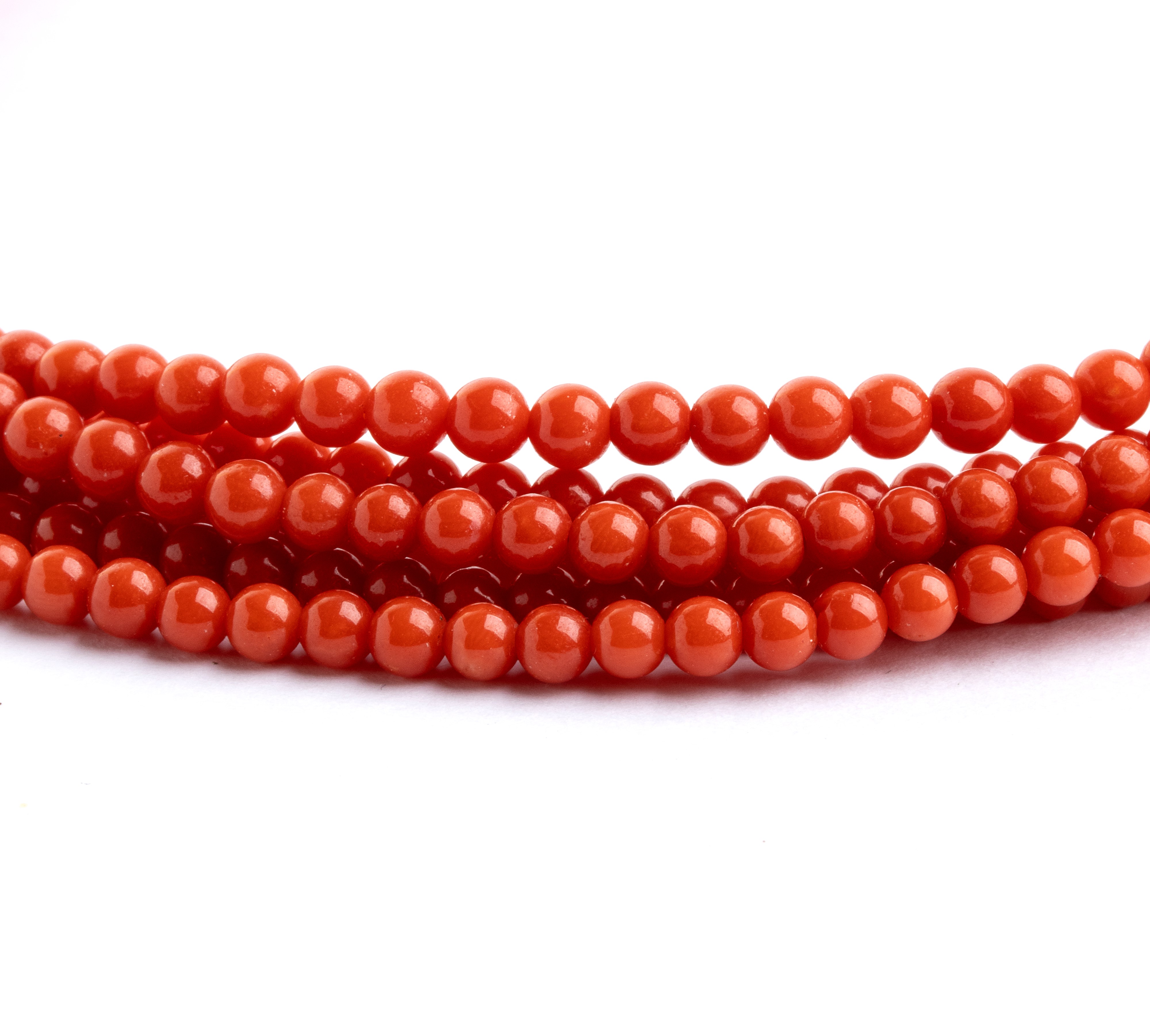 Collana in oro e corallo