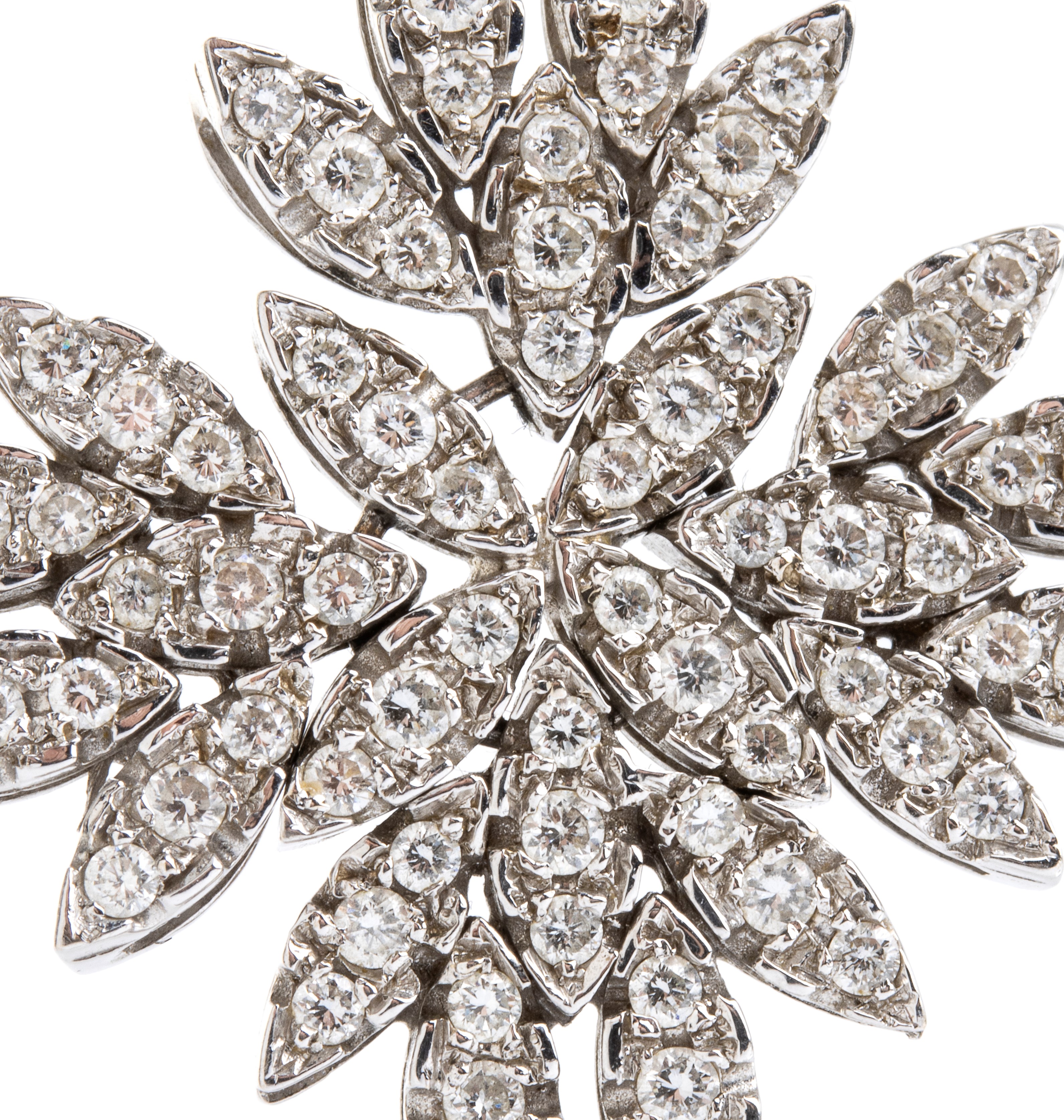 Girocollo con pendente in oro e diamanti