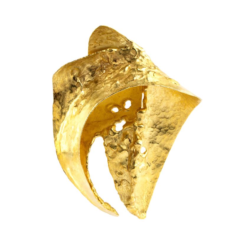 Nino Franchina - Spilla a motivo fantasia in oro giallo, firmata