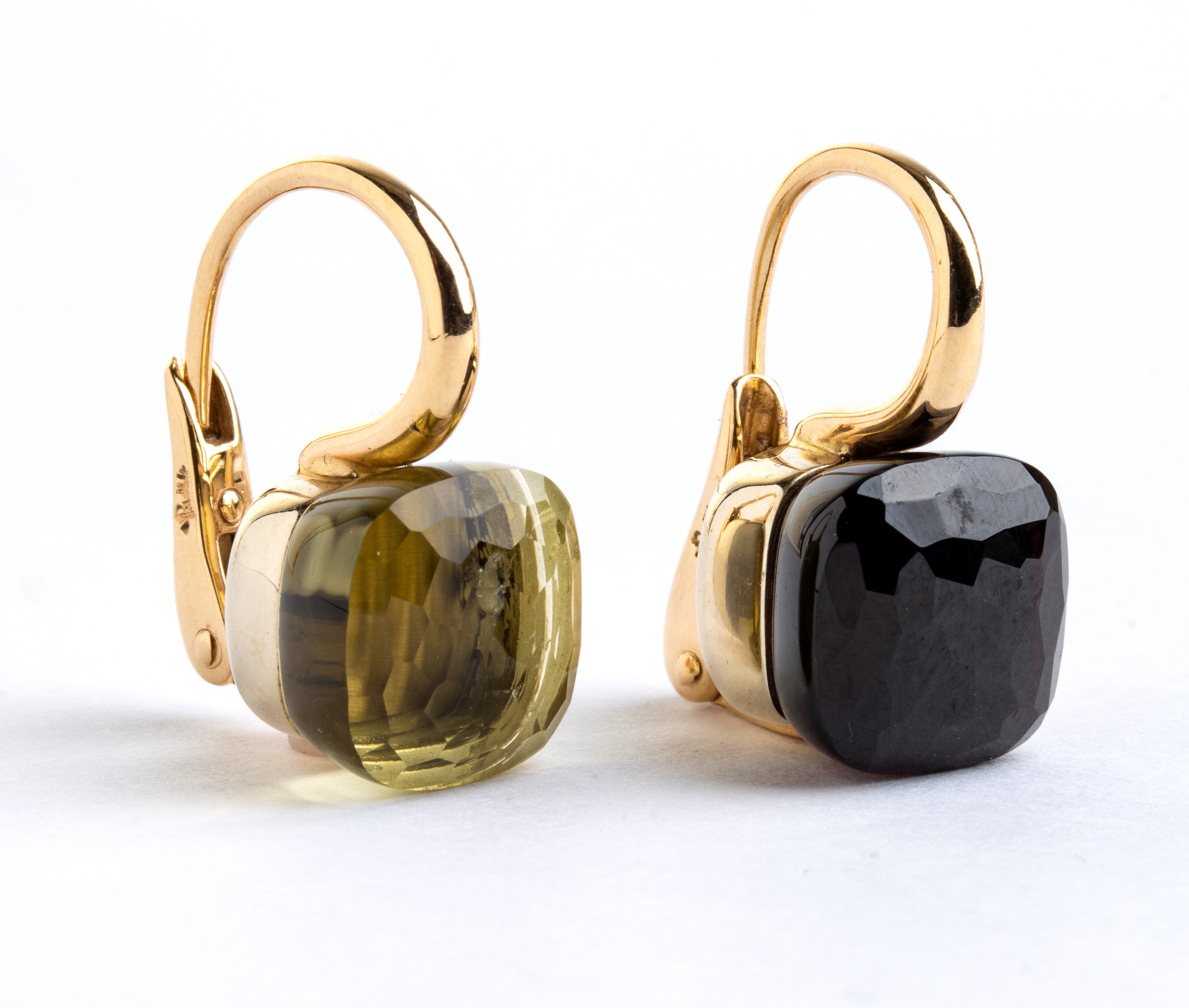 Collezione Nudo: orecchini in oro con quarzi