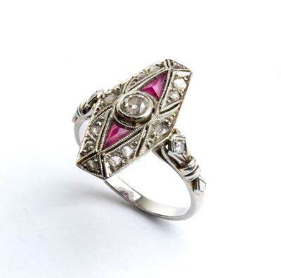 Anello Art Déco, oro con diamanti e rubini sintetici (anni '20)