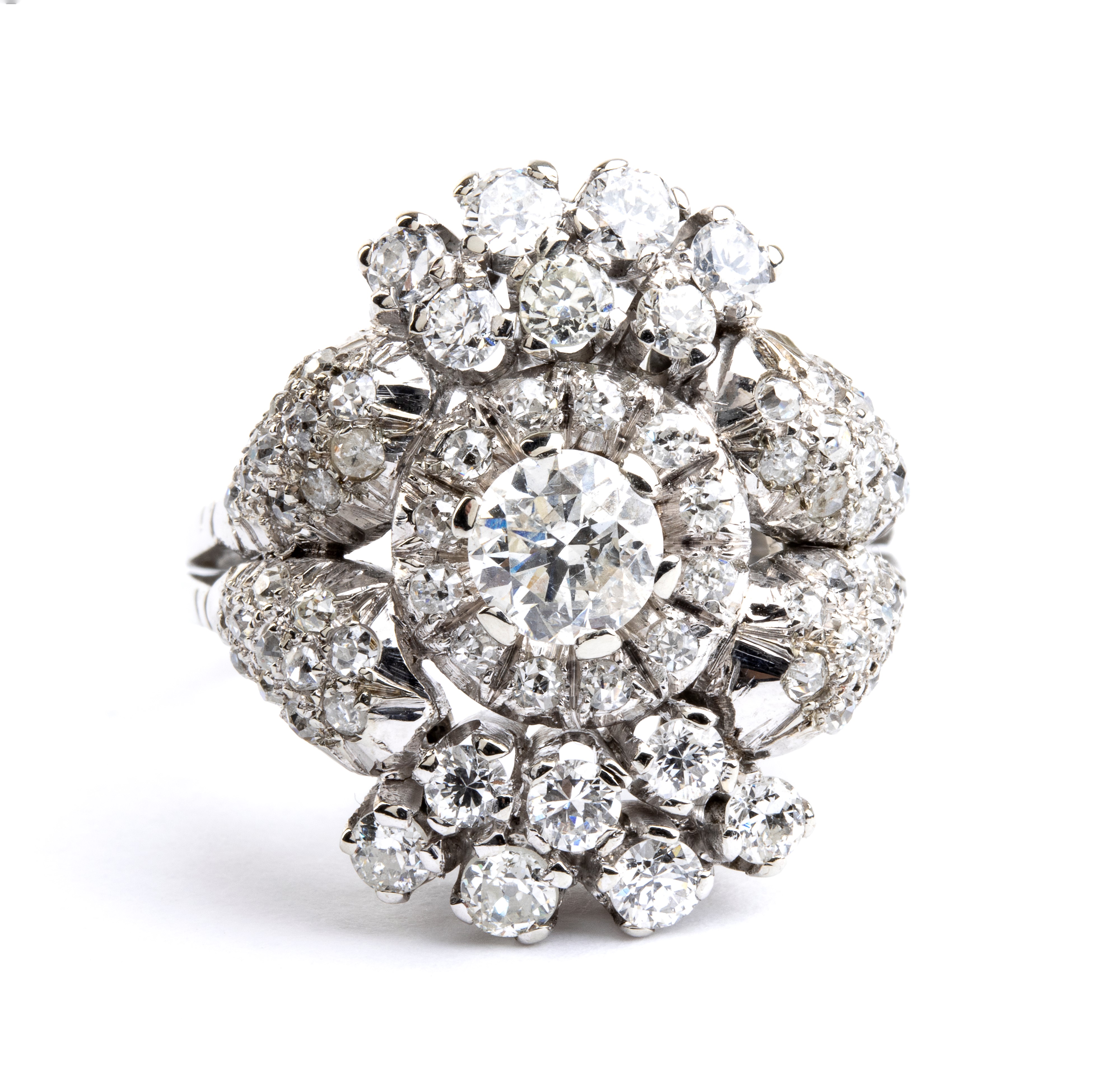 Anello in oro con diamanti