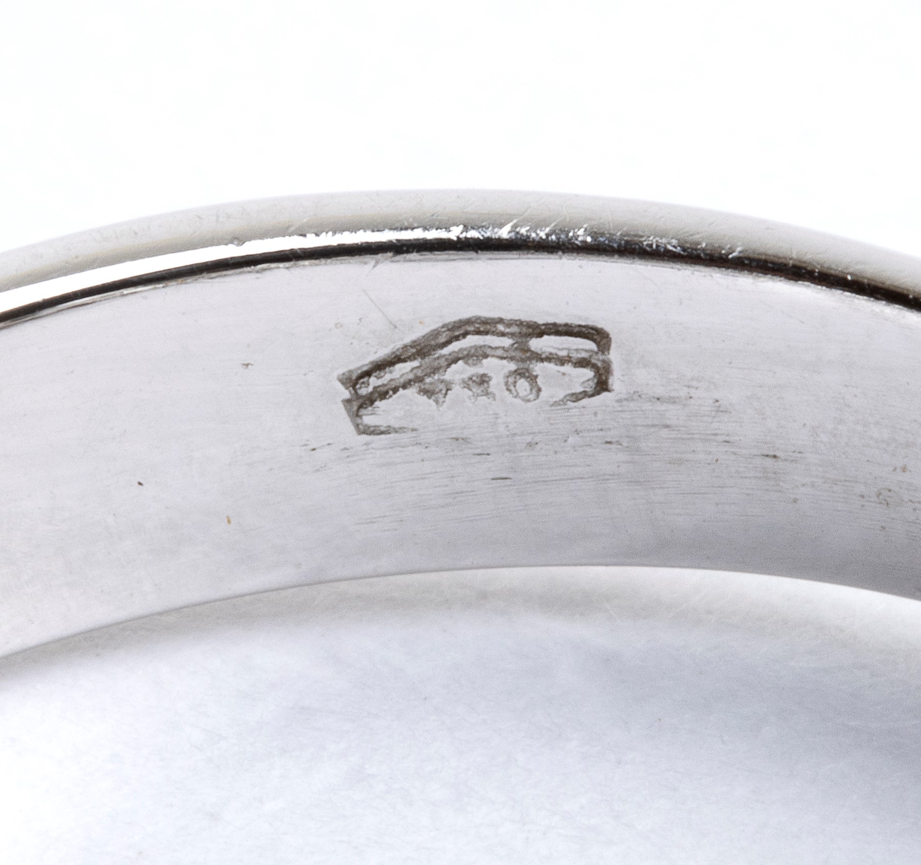 Anello veretta con diamanti