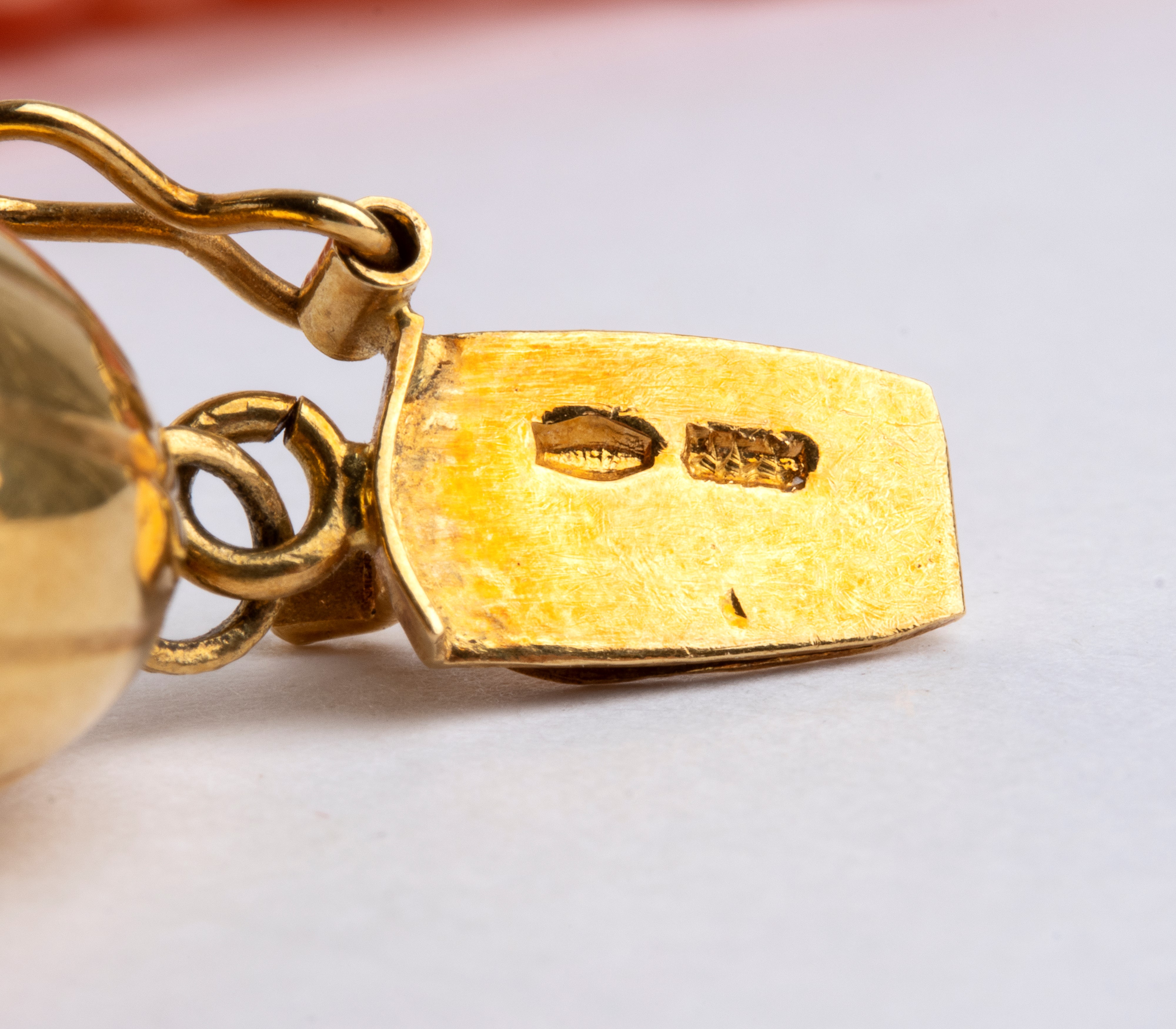 Collana in oro giallo 18k e corallo Cerasuolo (Corallum Eliatus)