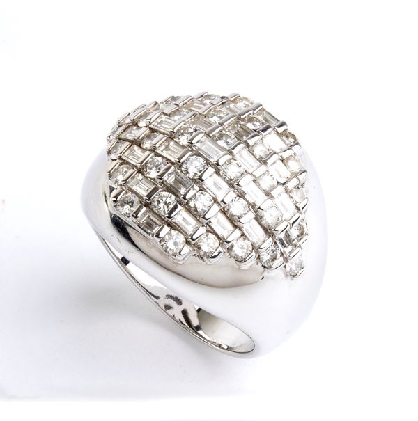DAMIANI - Gold diamonds ring
