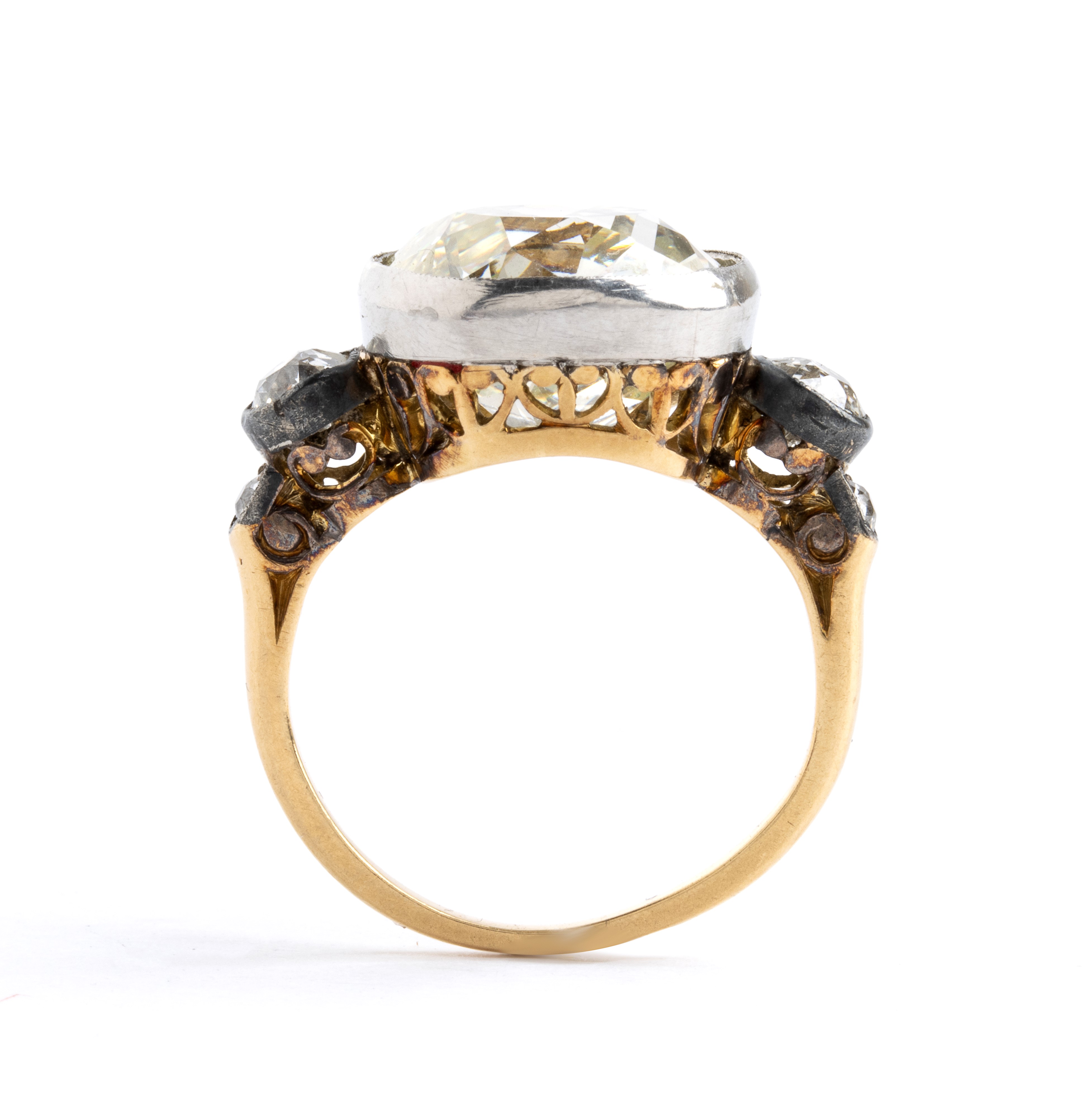 Medea Mei Figner, Anello in oro giallo e argento con diamanti (inizio XX secolo)