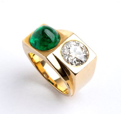 Medea Mei Figner, Anello in oro con diamante e cabochon di smeraldo, anni ’40