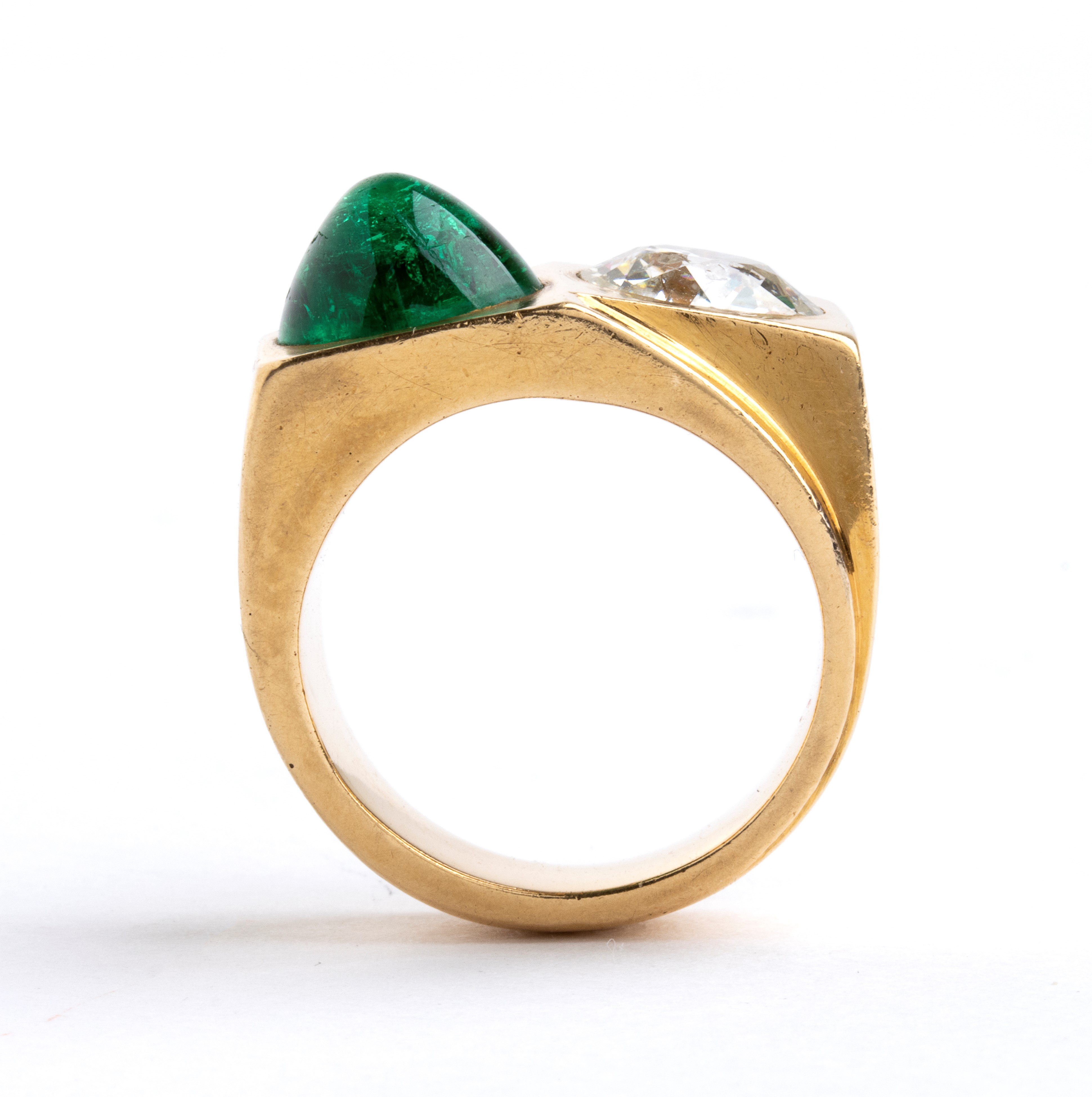 Medea Mei Figner, Anello in oro con diamante e cabochon di smeraldo, anni ’40