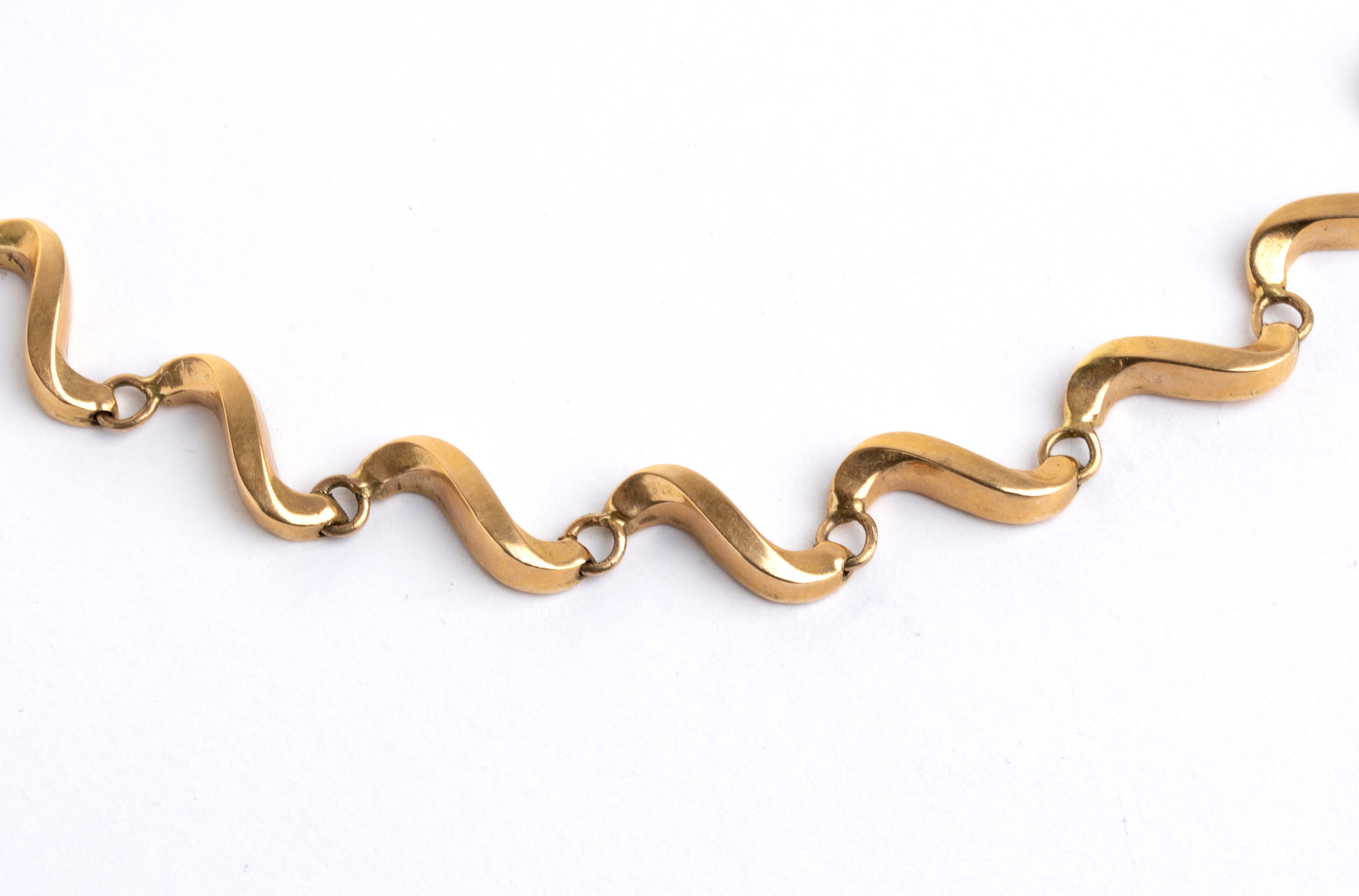 Collana in oro giallo 18k a maglie ondulate, lunghezza 44 cm