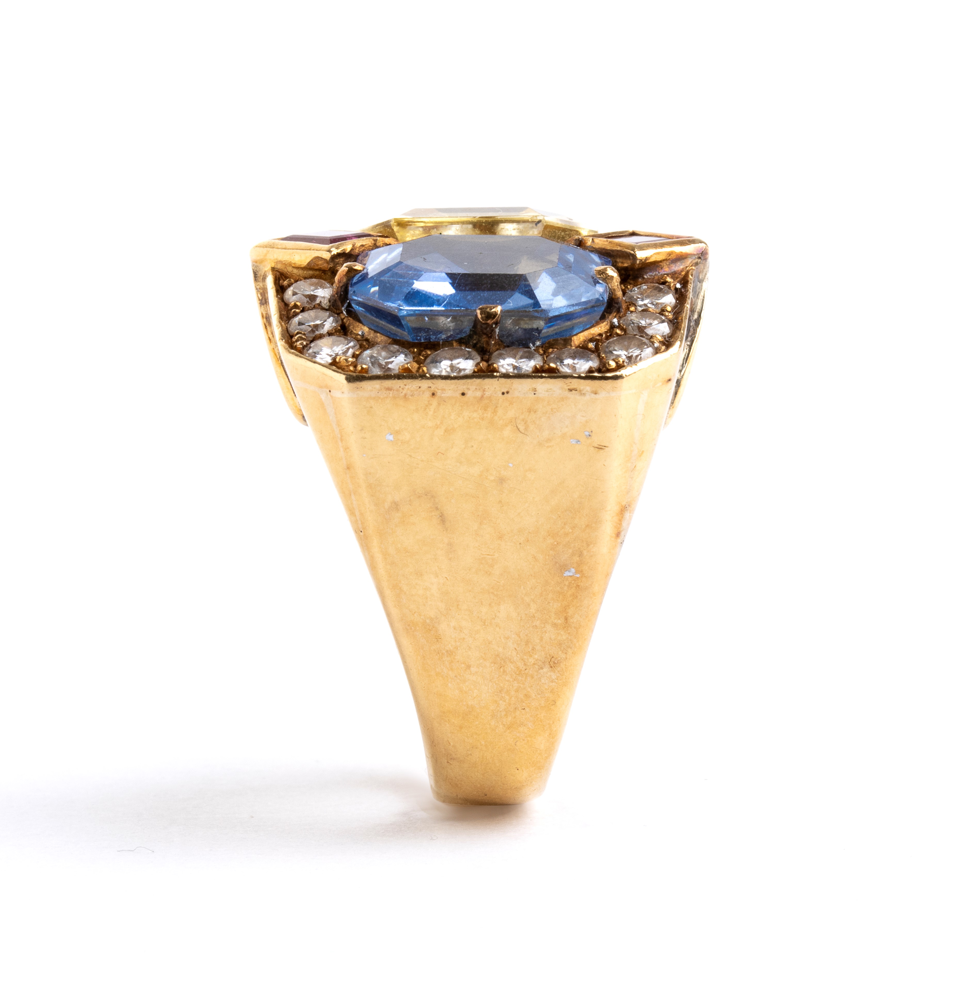 Anello da cocktail in oro con zaffiri e diamanti