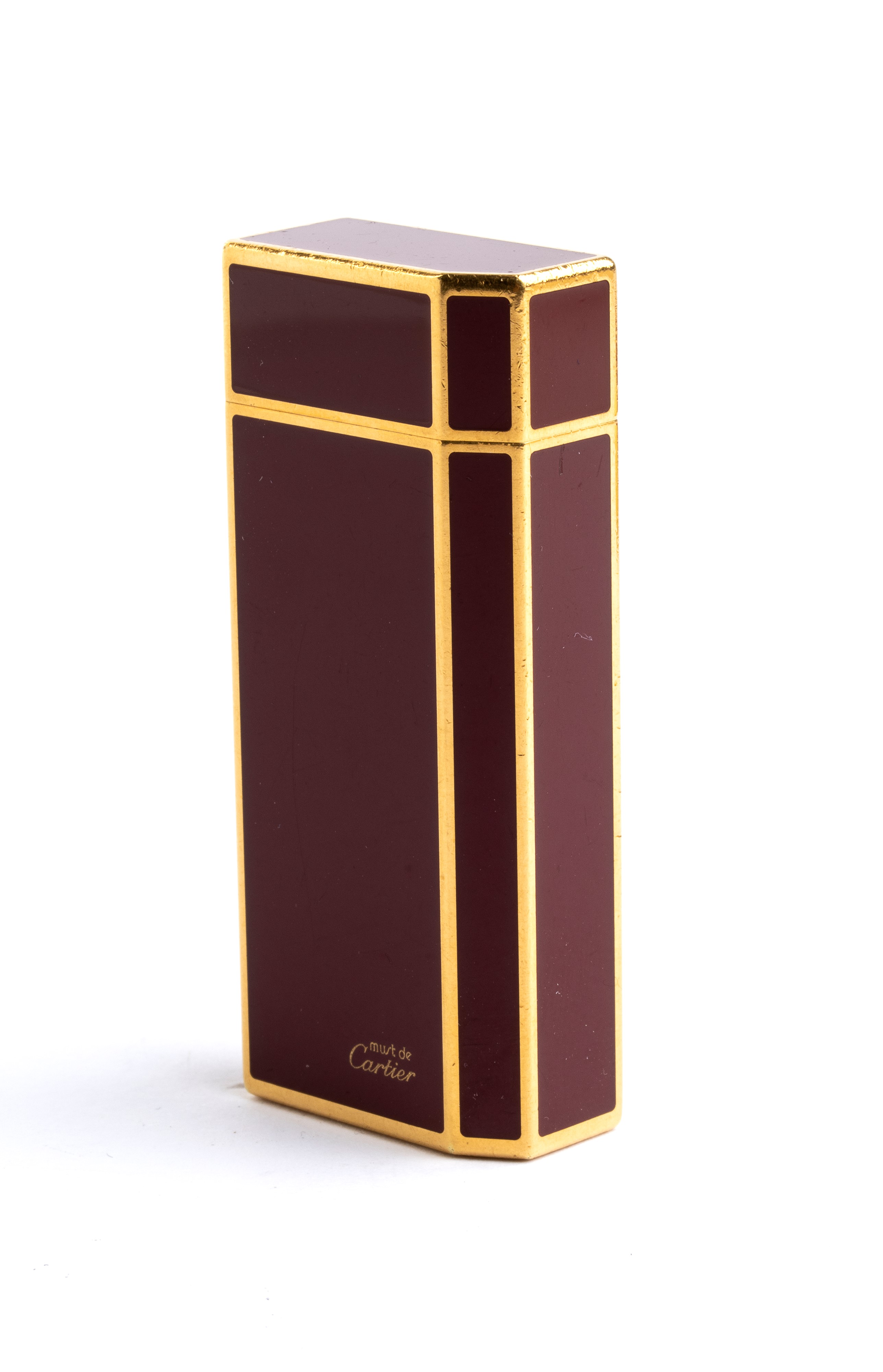 Accendino Must de Cartier in smalto rosso (anni ’80)