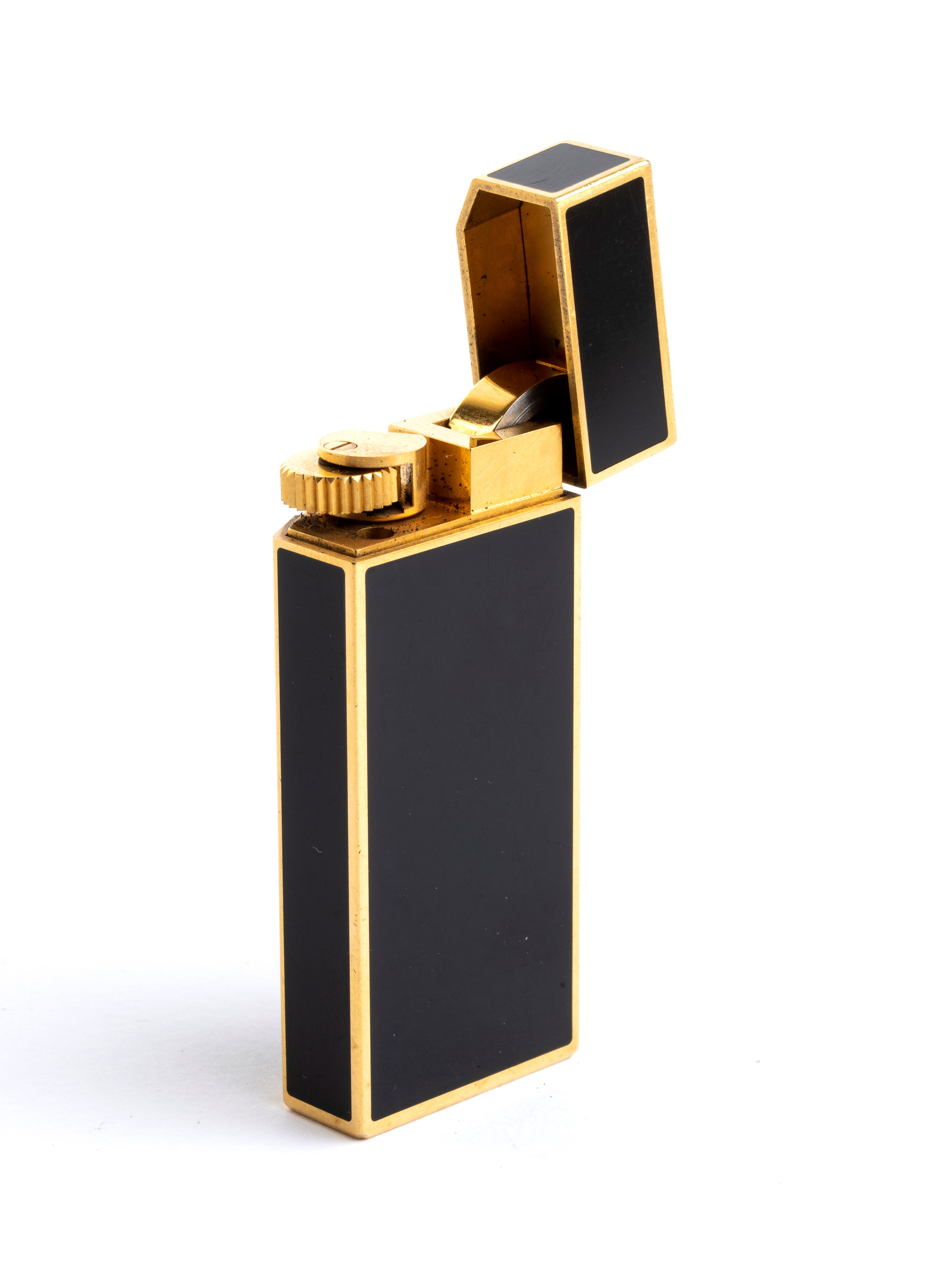 Accendino Must de Cartier in smalto nero, anni ’80