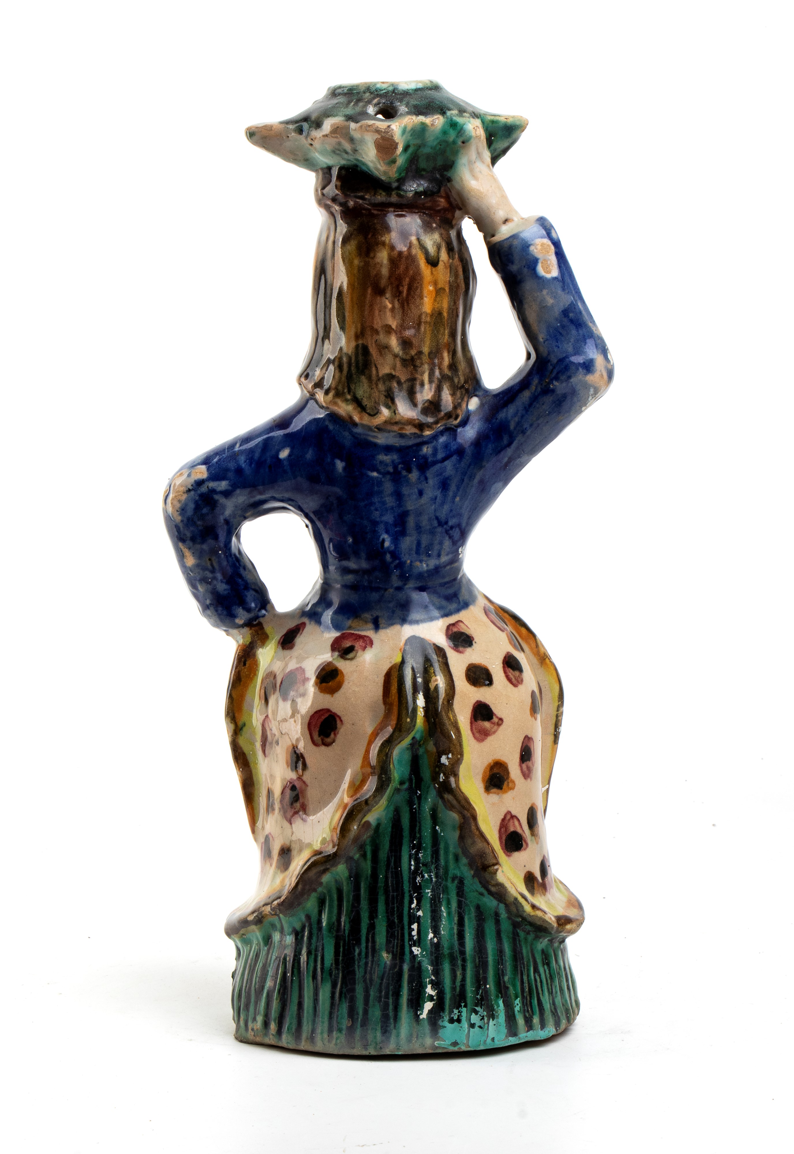 Giovane ragazza con lampada a olio