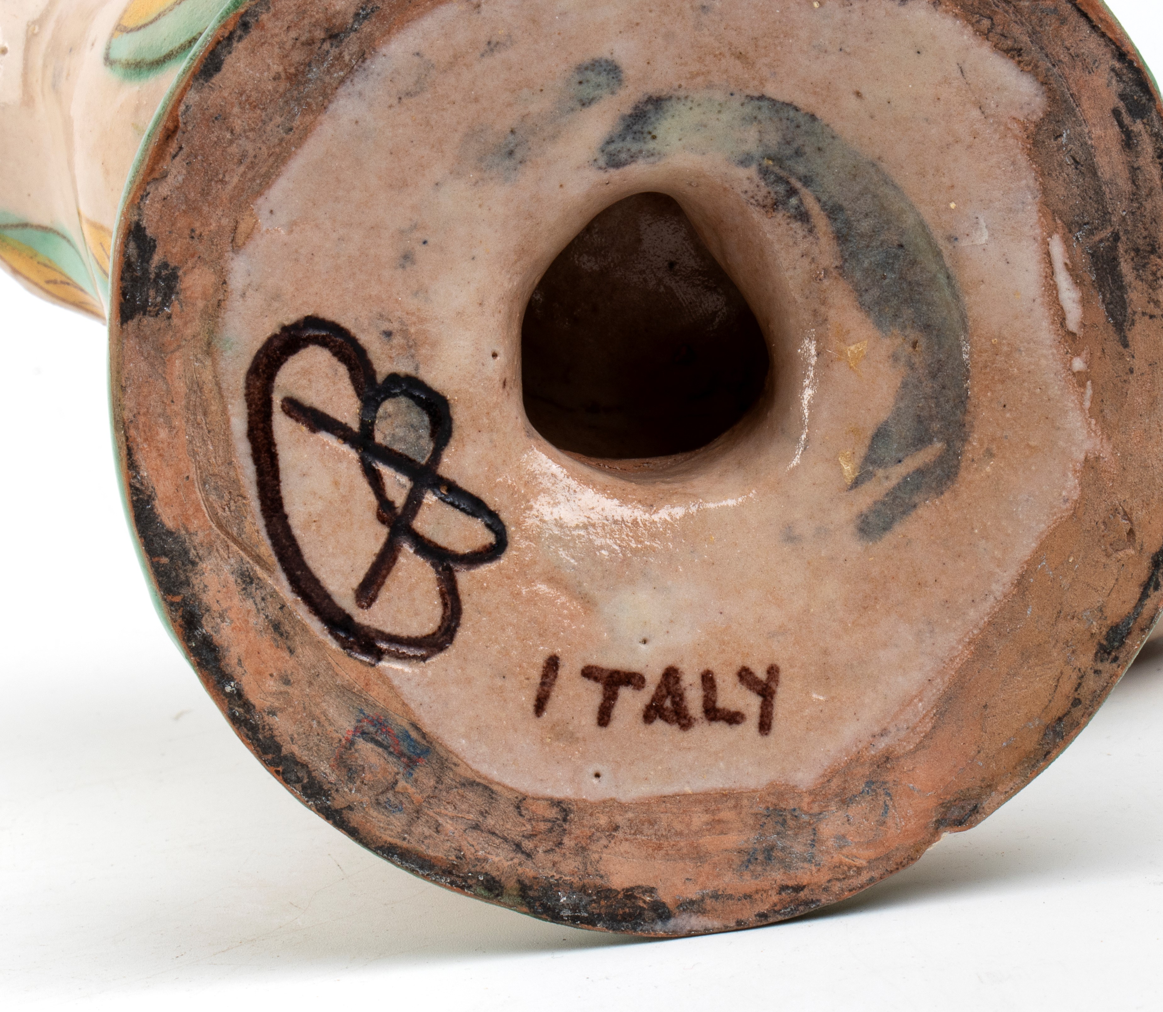 Salsiera a forma di uccellino con piede salvagocce