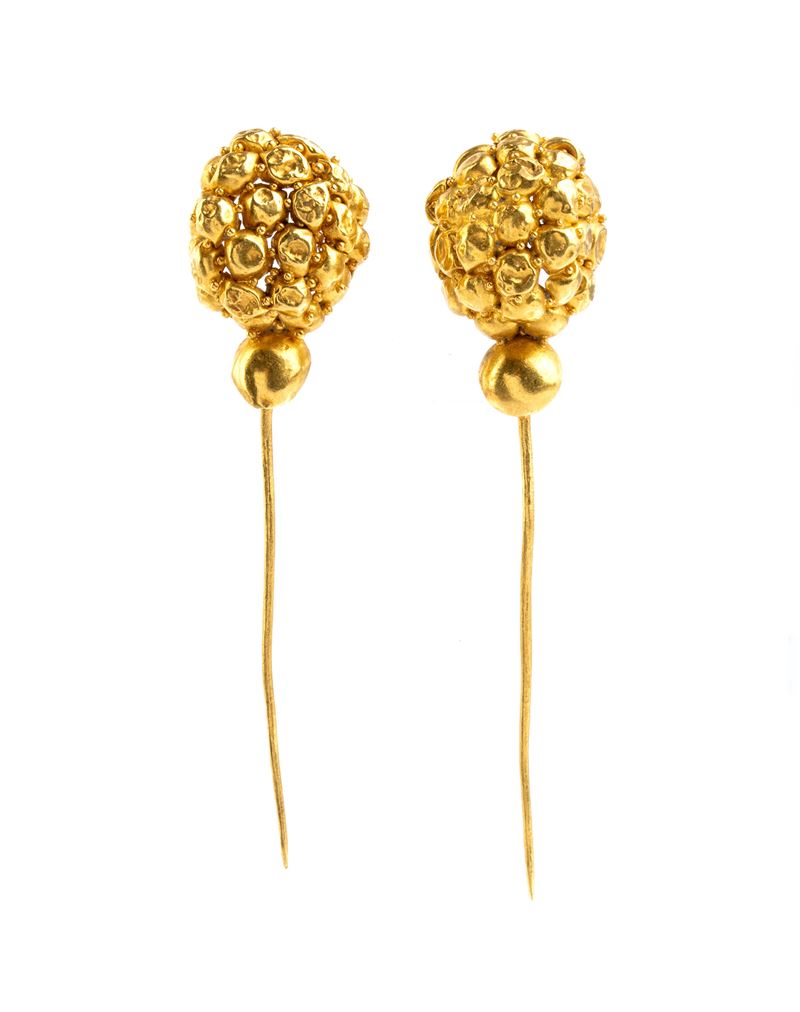 Coppia di spilloni rinascimentali, oro, XV-XVI secolo
