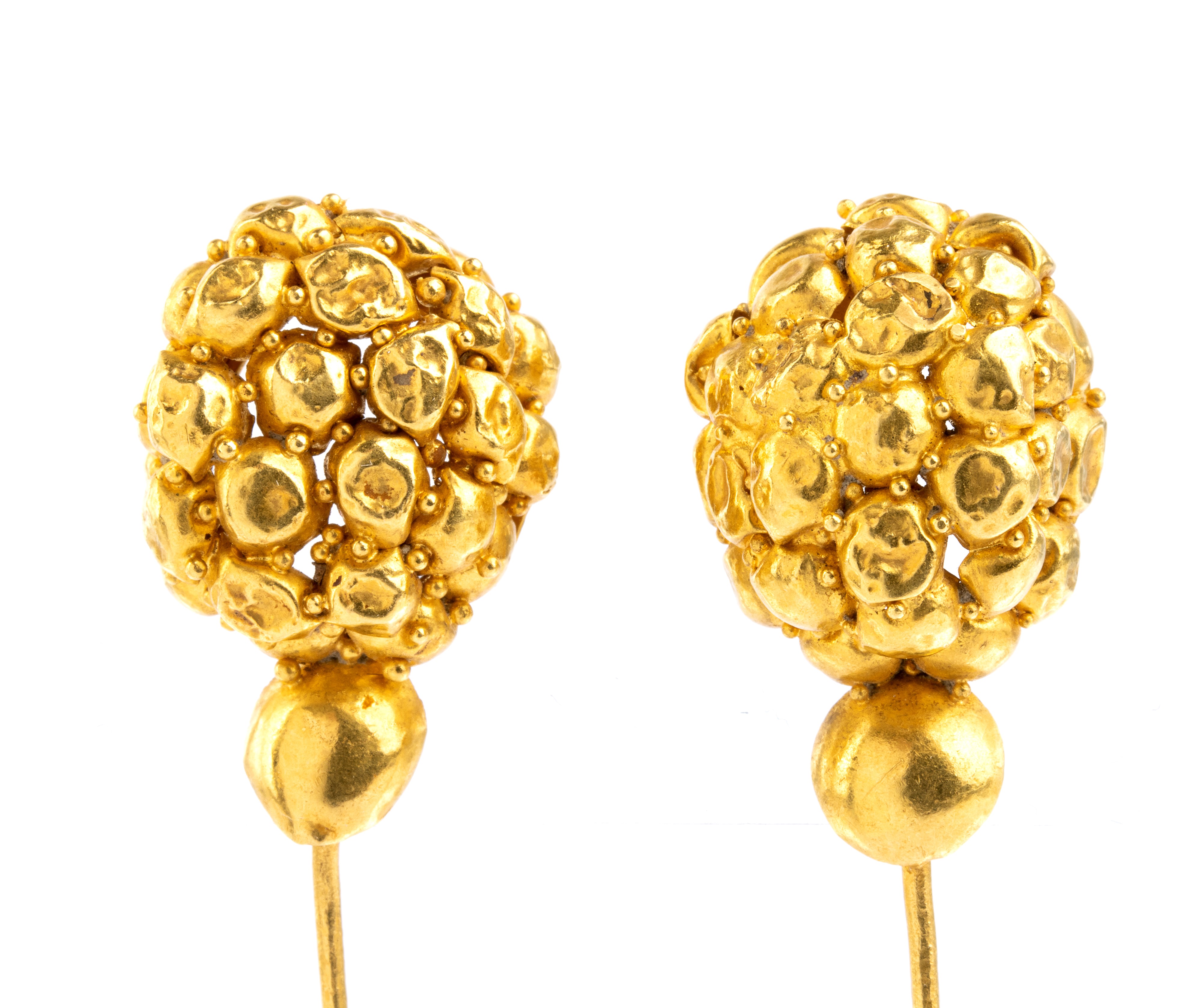 Coppia di spilloni rinascimentali, oro, XV-XVI secolo
