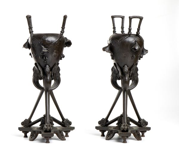 Coppia di vasi francesi Art Nouveau in bronzo