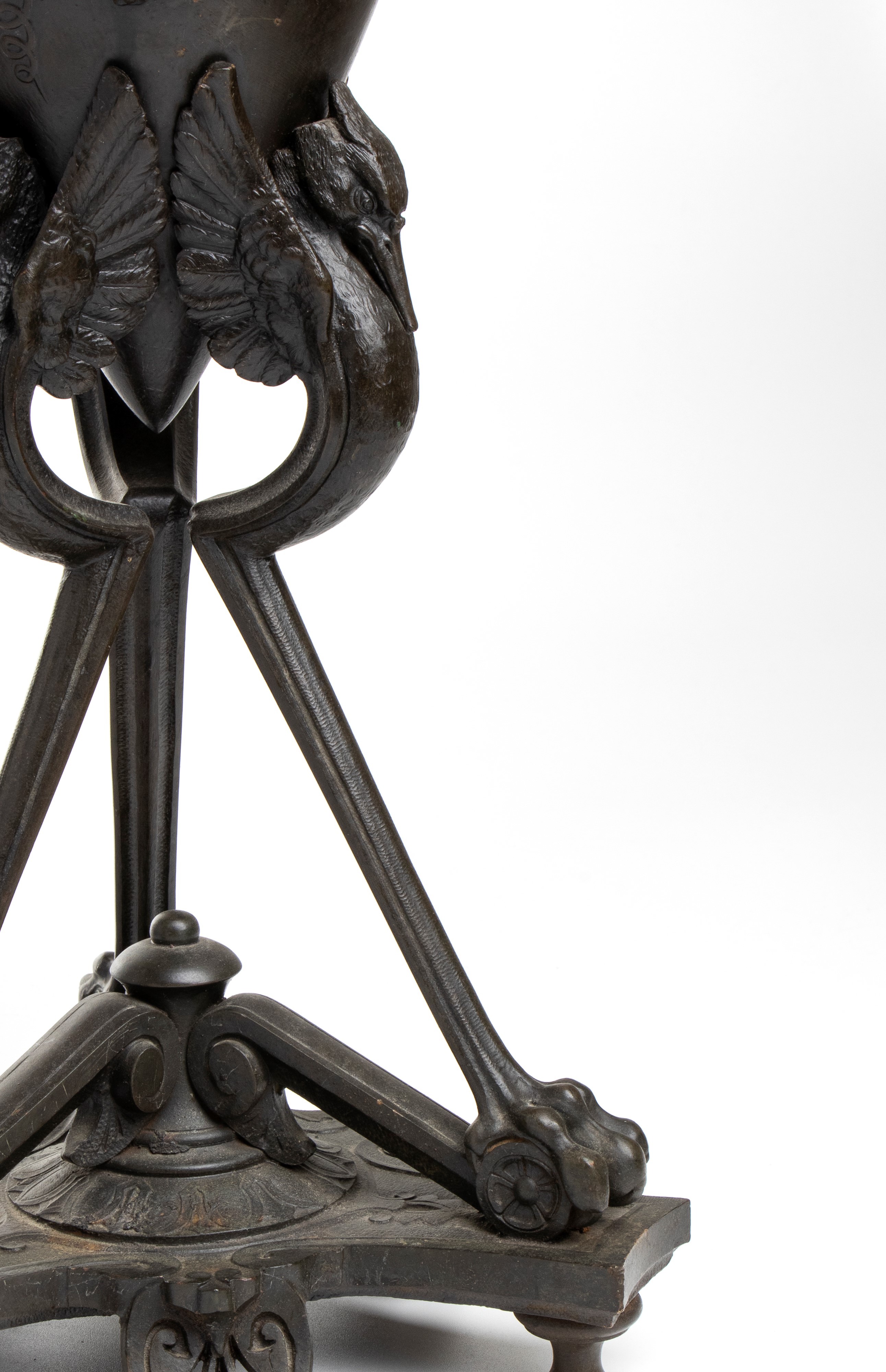 Coppia di Vasi Francesi Art Nouveau in Bronzo