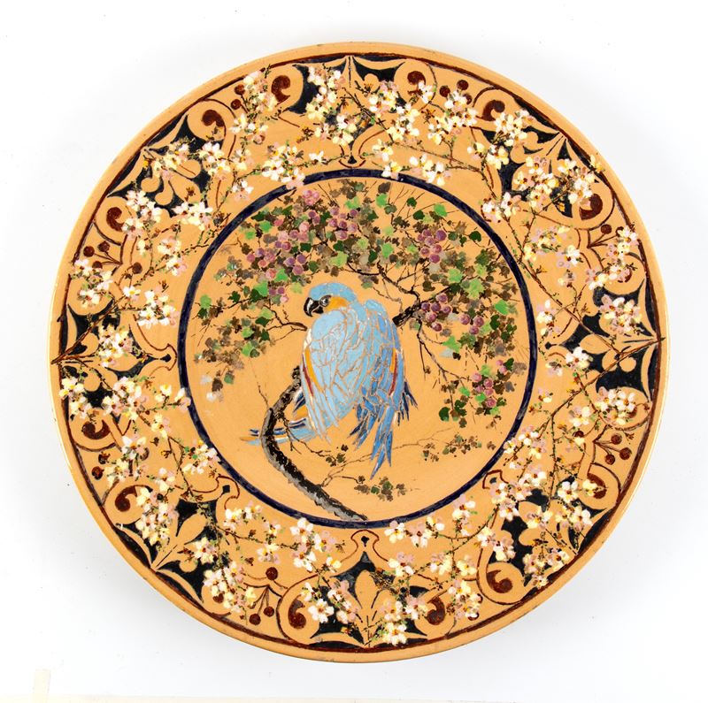 Grande piatto con pappagallo