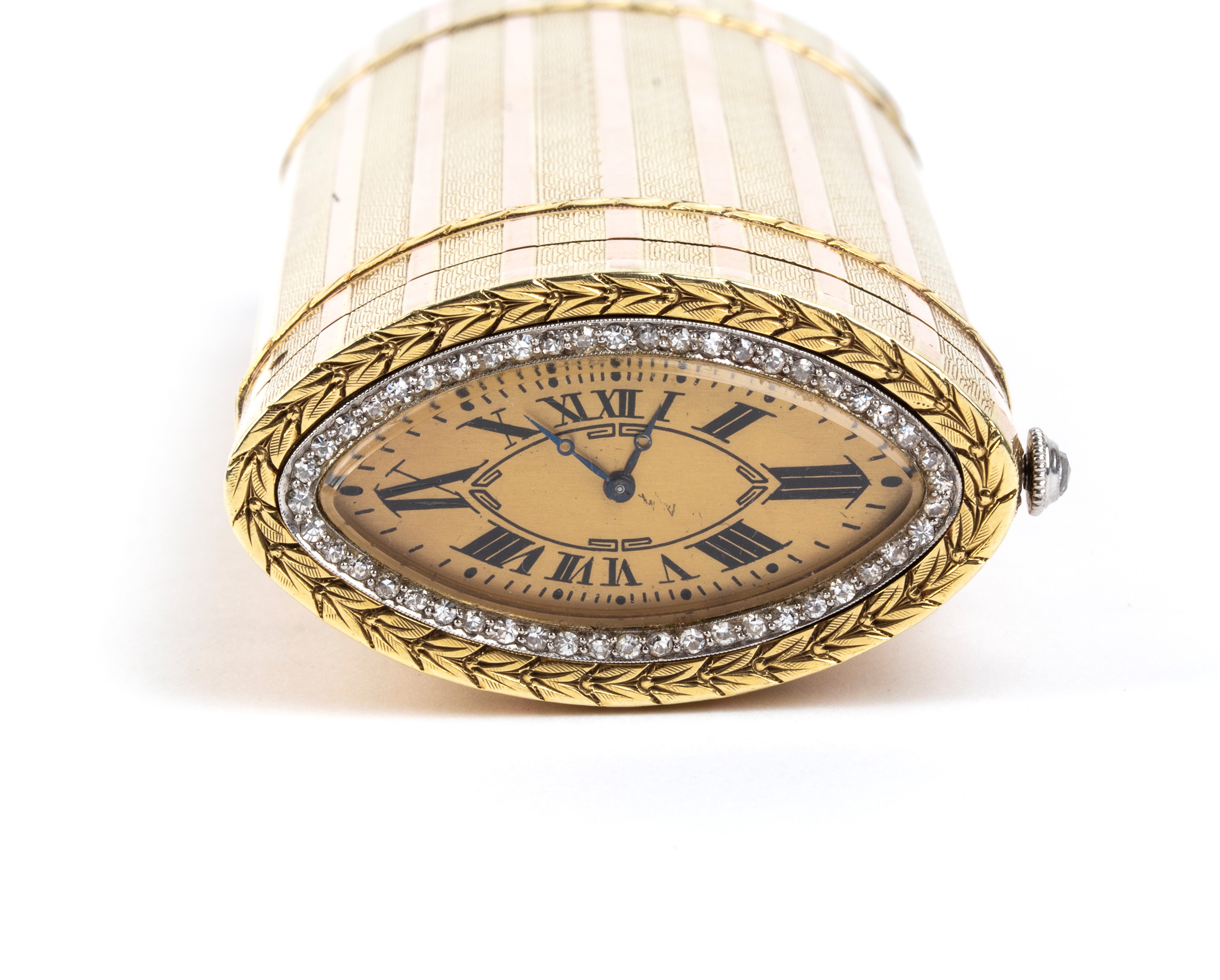 Tabacchiera con orologio in oro e diamanti