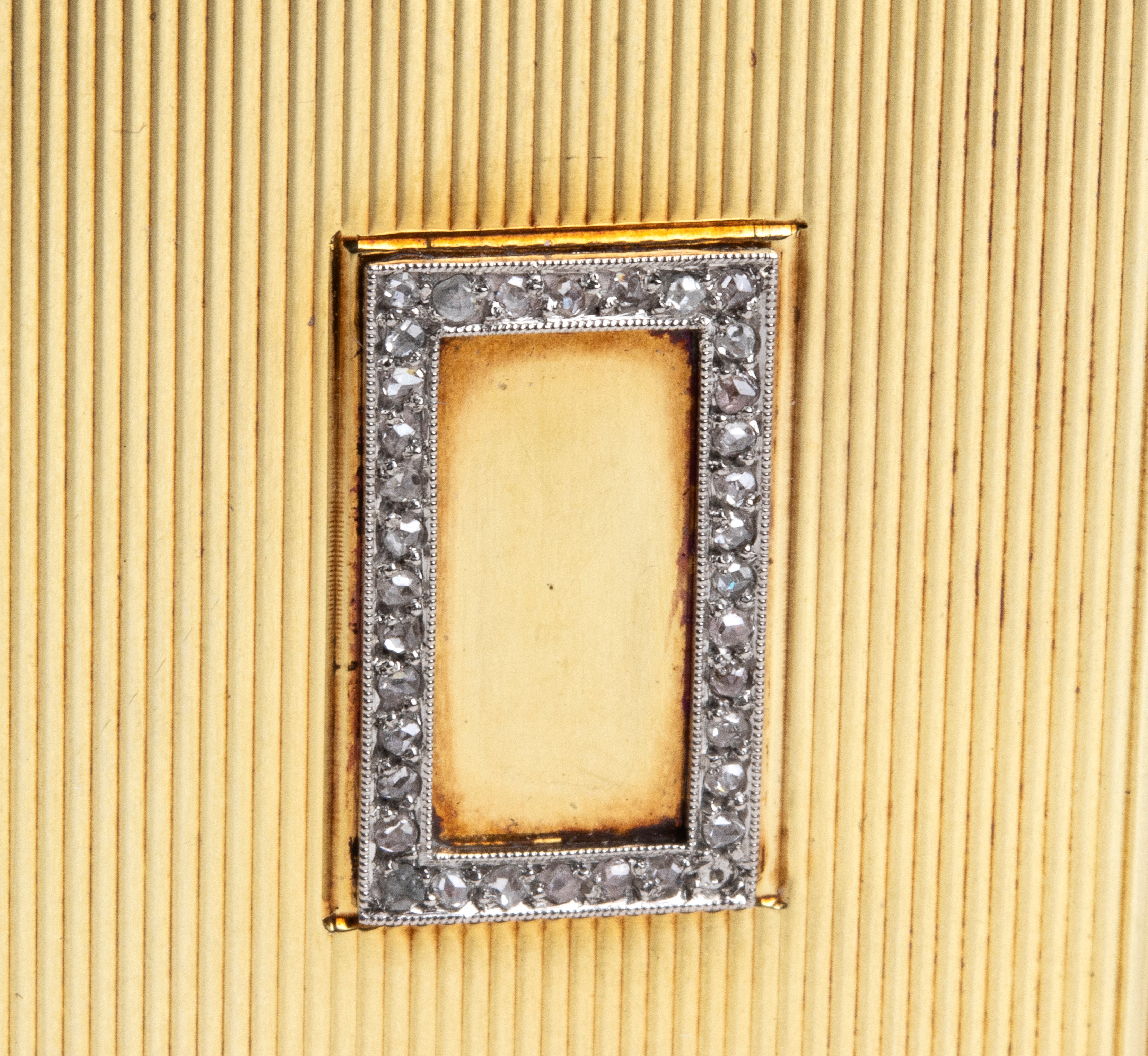 Tabacchiera americana in oro con diamanti