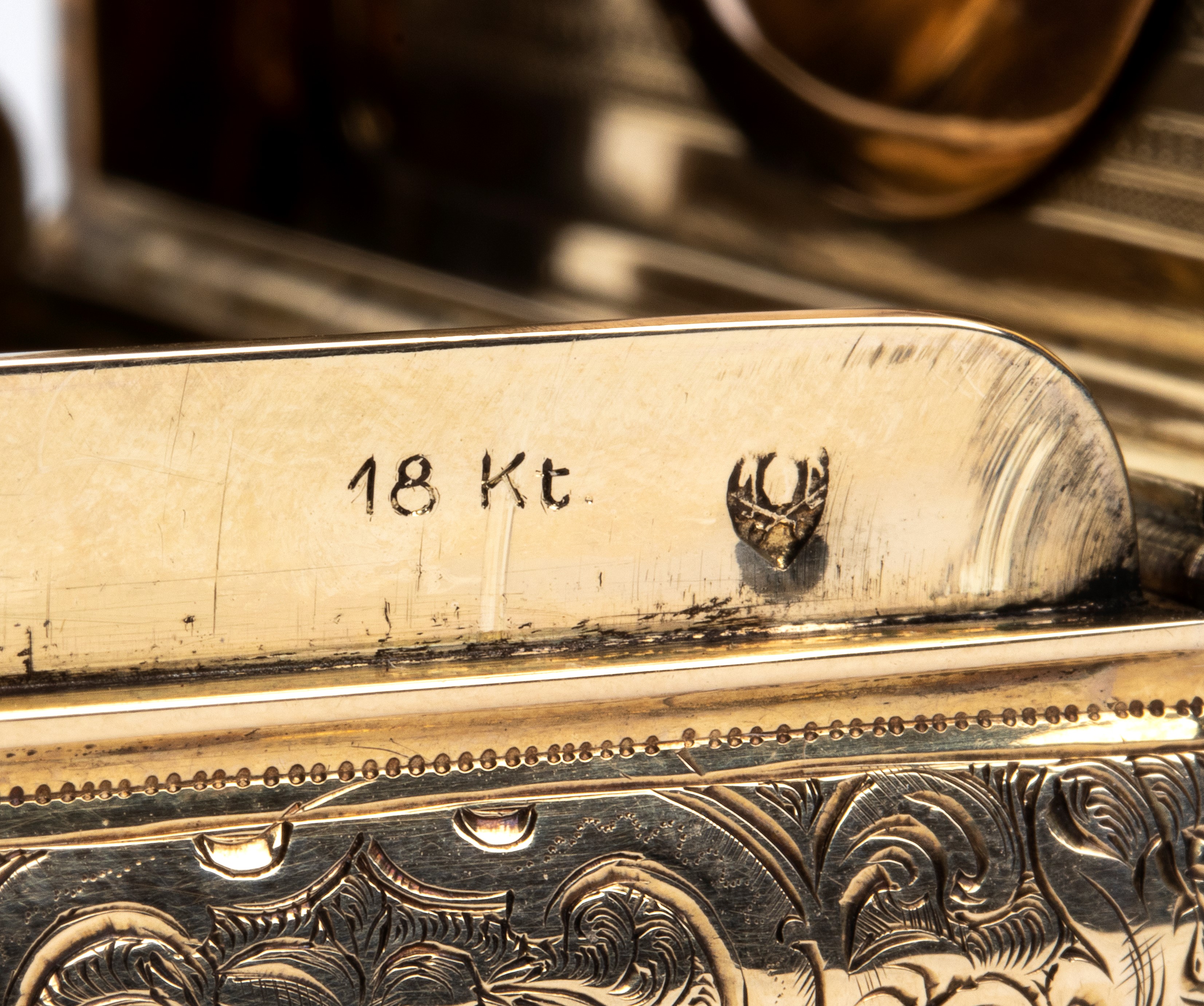 Tabacchiera italiana in oro e smalti