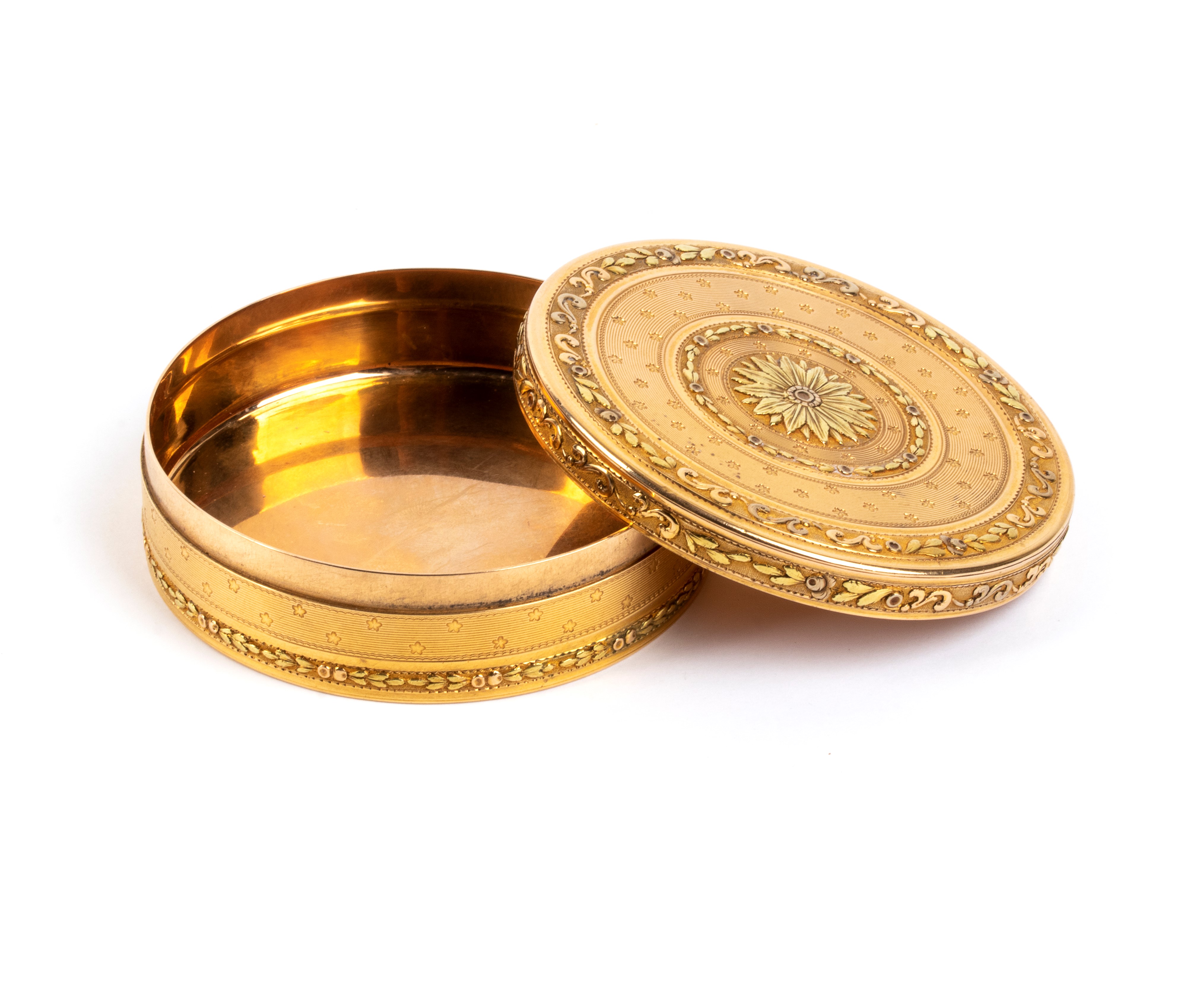 Tabacchiera francese in oro