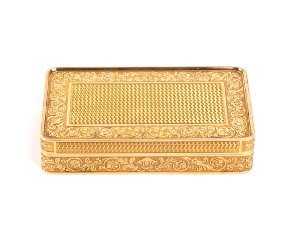 French gold snuff box