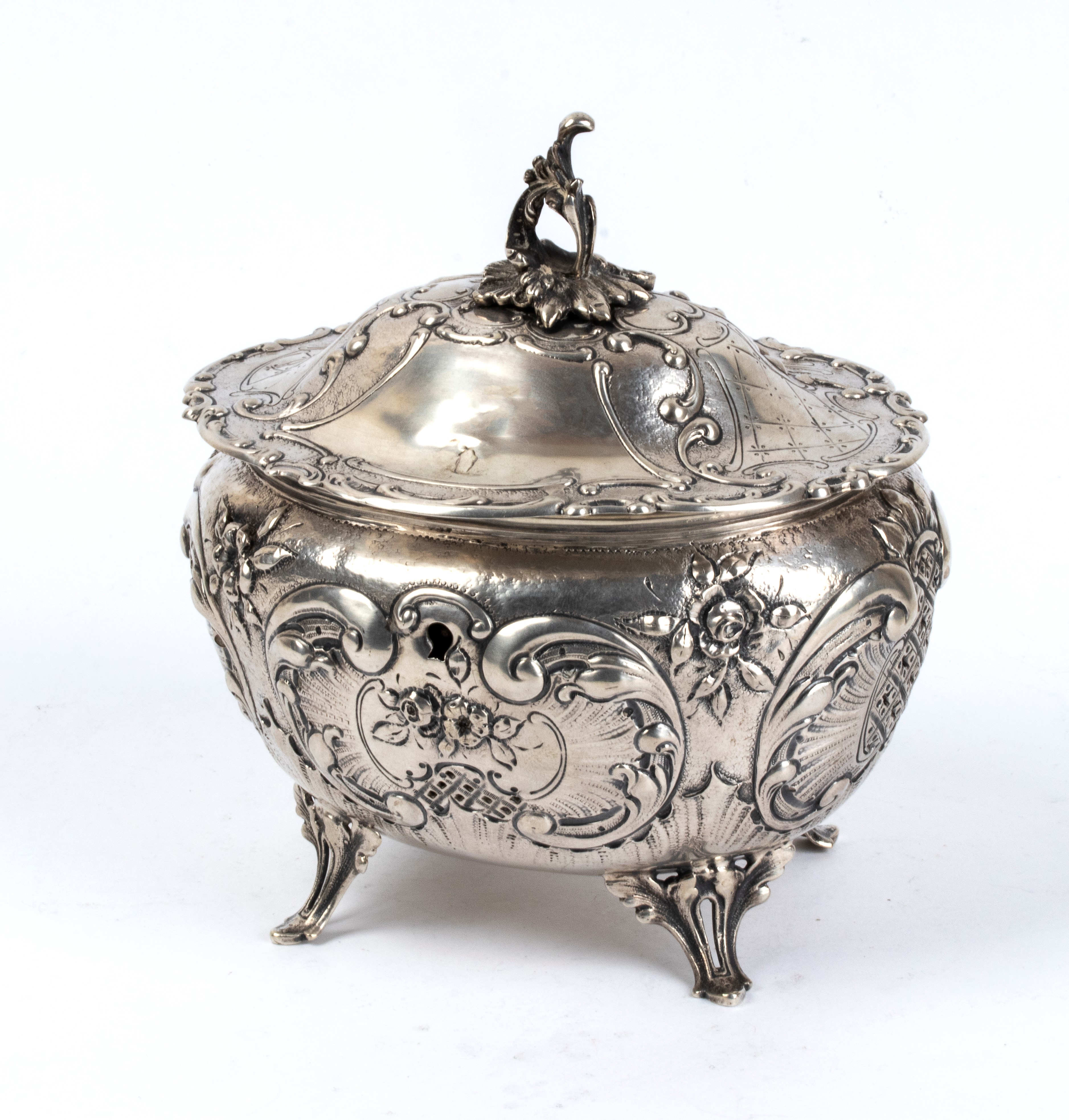 Tea caddy austriaco in argento