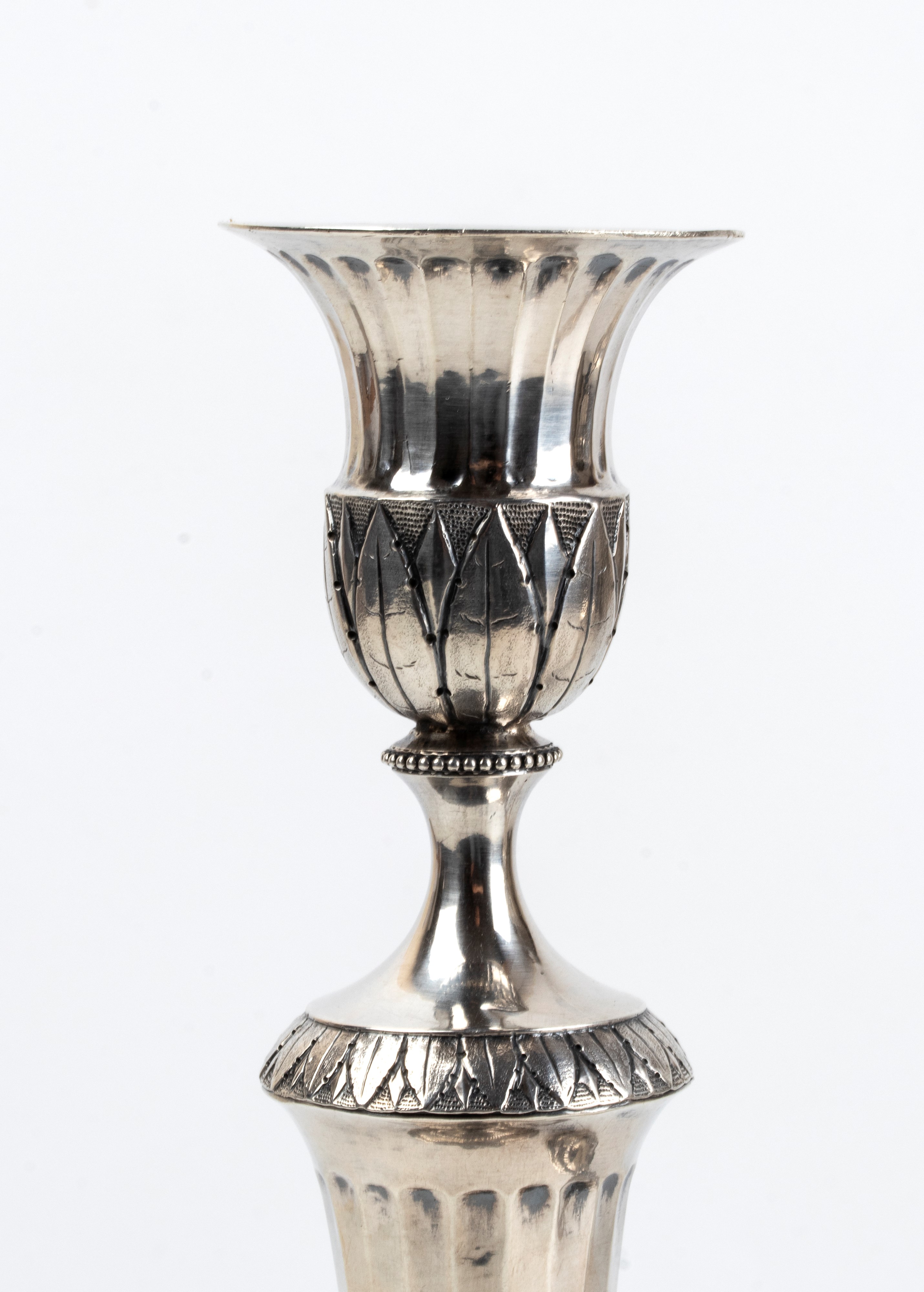 Coppia candelieri italiani in argento