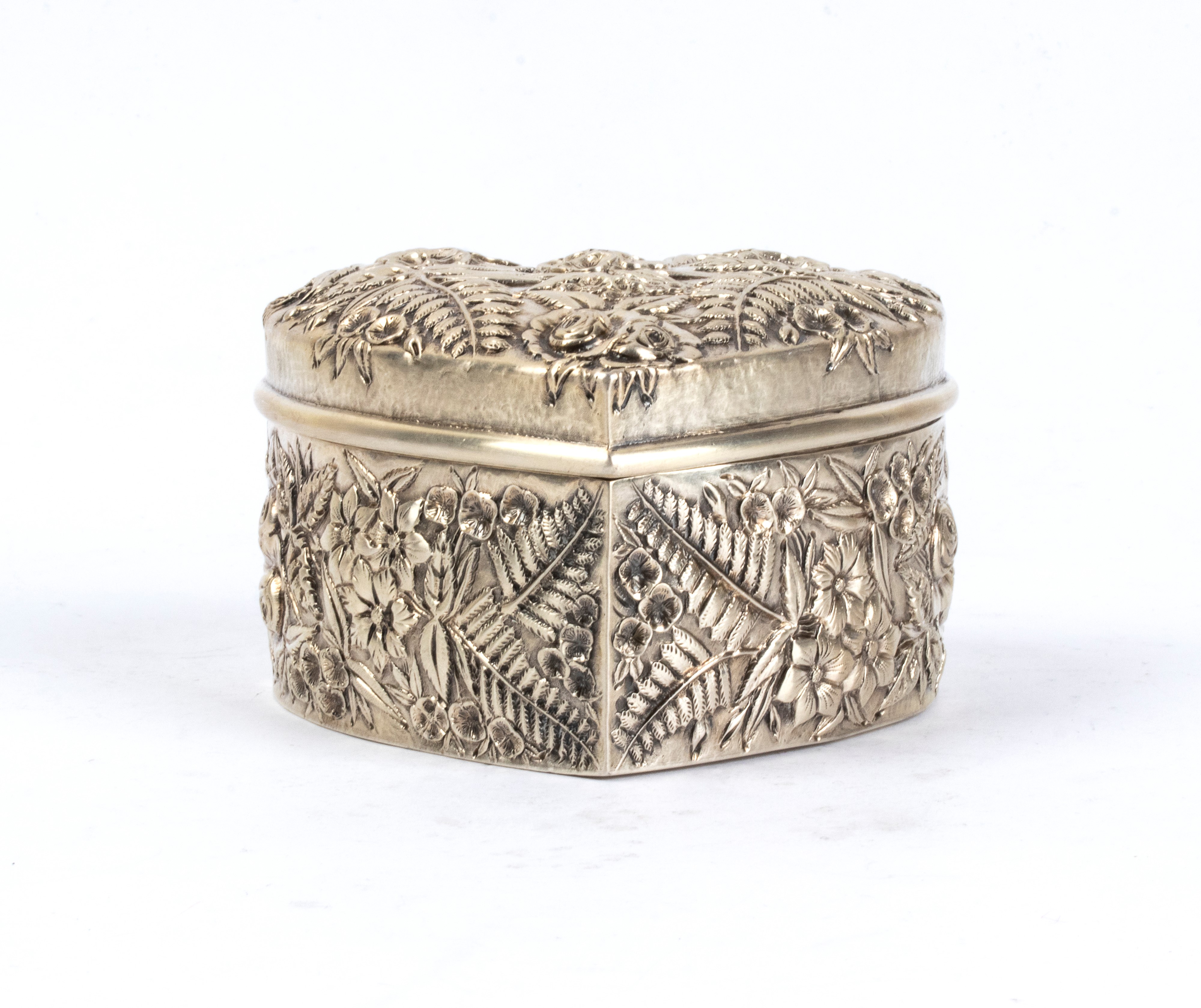 Scatola americana a cuore in argento