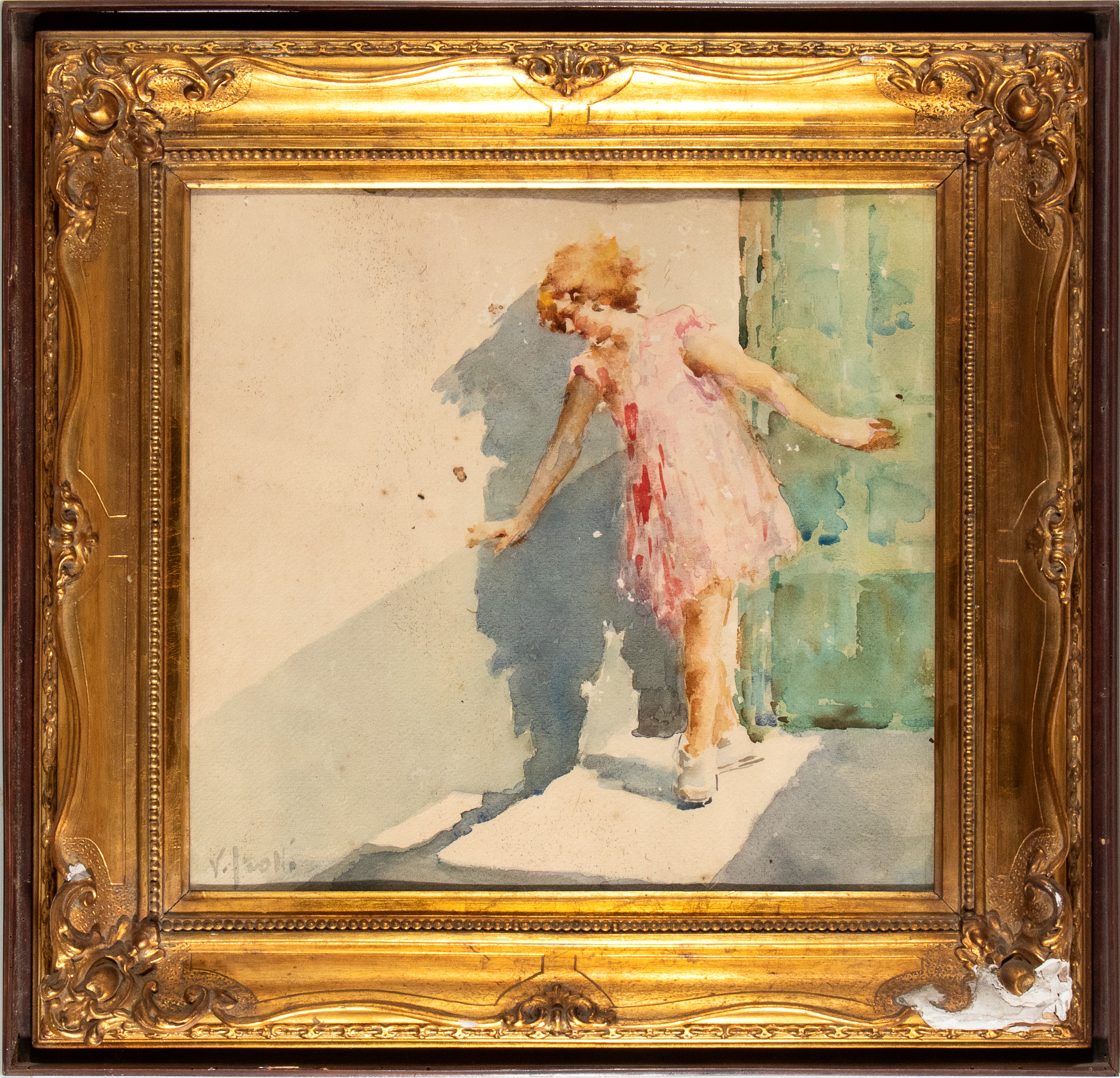 Bambina in abito rosa