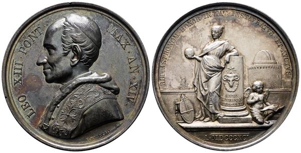 ROMA. Leone XIII (1878-1903). Medaglia 1891 A. XIV Istituzione della specola vaticana. BART.891; Ag; 36,66gr; 43,55mm. Bellissima patina di antica collezione su fondi lucenti.