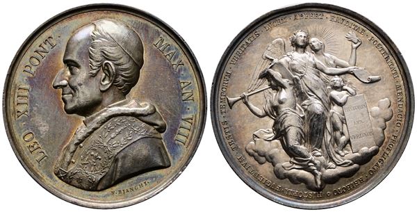 ROMA. Leone XIII (1878-1903). Medaglia 1885 A. VIII Apertura dell'archivio segreto del Vaticano. BART.885; Ag; 35,37gr; 43,4mm. Bellissima patina di antica collezione su fondi lucenti. Minimo colpetto al rov.