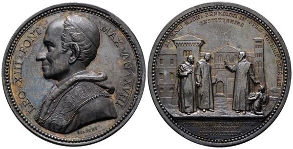 ROMA. Leone XIII (1878-1903). Medaglia 1895 A. XVIII Nuova sede del collegio benedettino di Sant'Anselmo a Roma. BART.895; Ag; 36,02gr; 43,6mm. Bellissima patina di antica collezione su fondi lucenti.