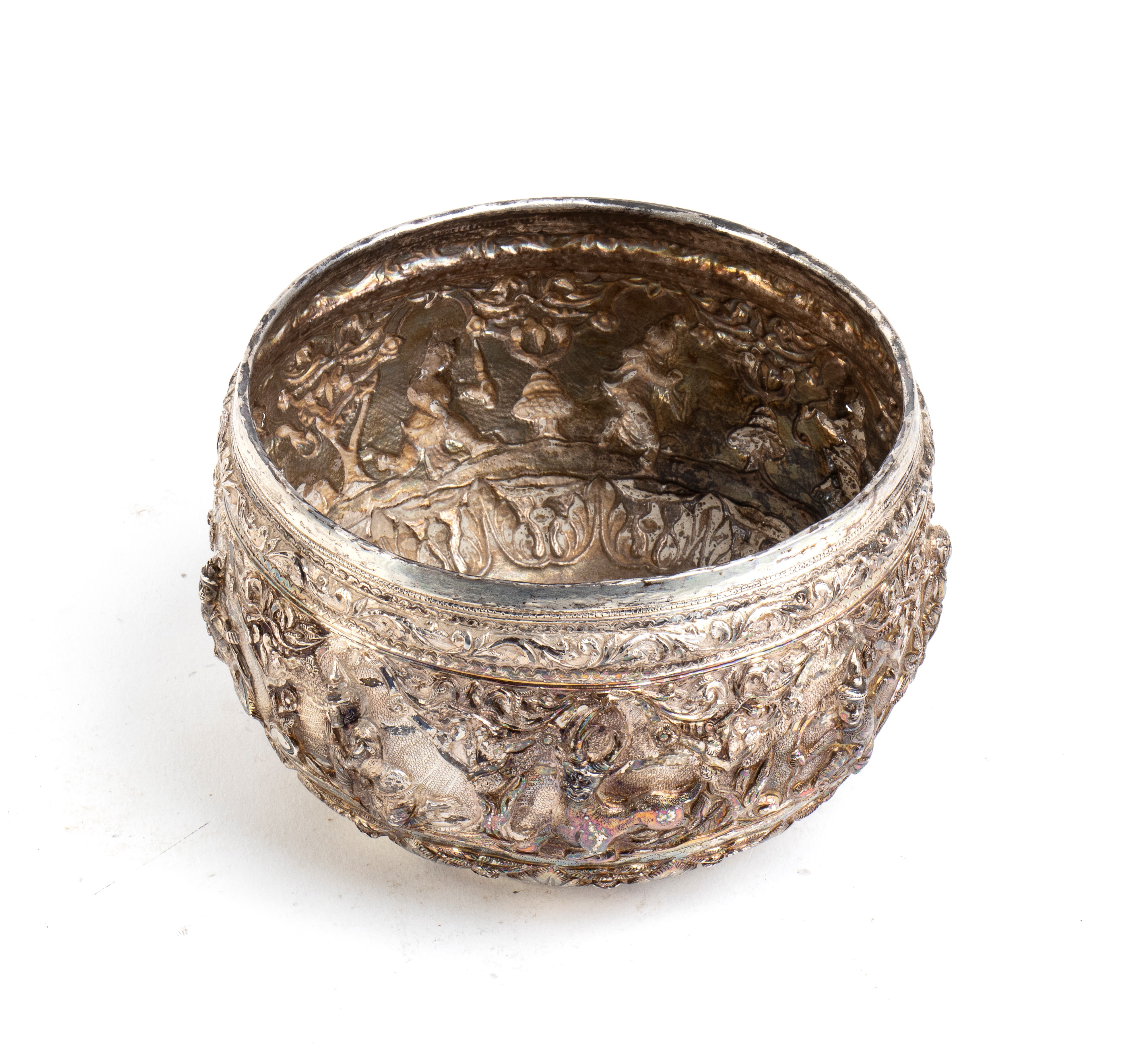 Ciotola Thabeik birmana in argento