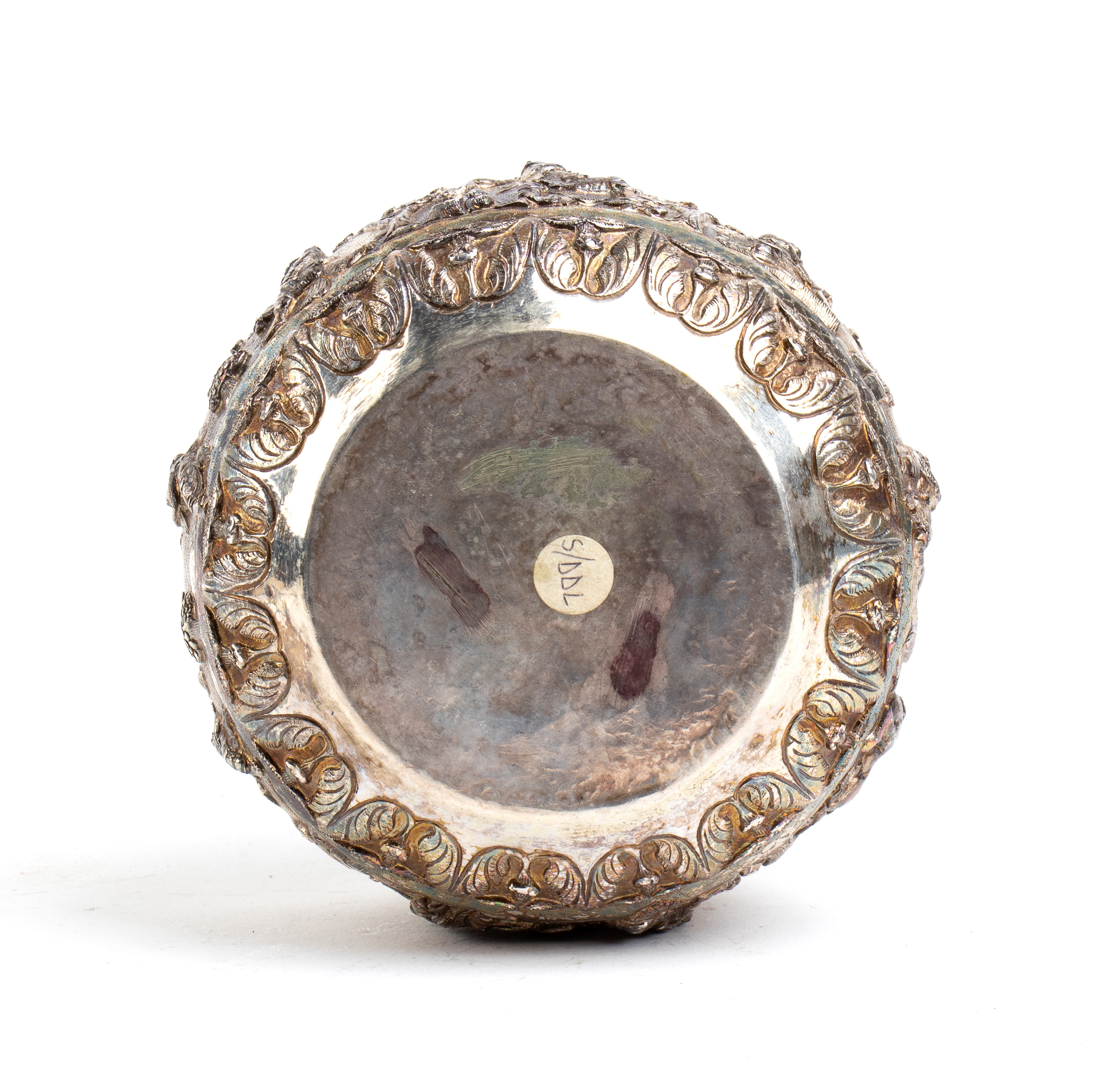 Ciotola Thabeik birmana in argento