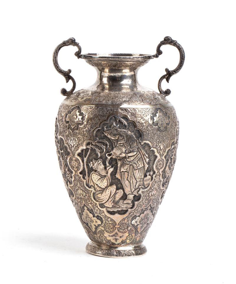 Vaso persiano in argento
