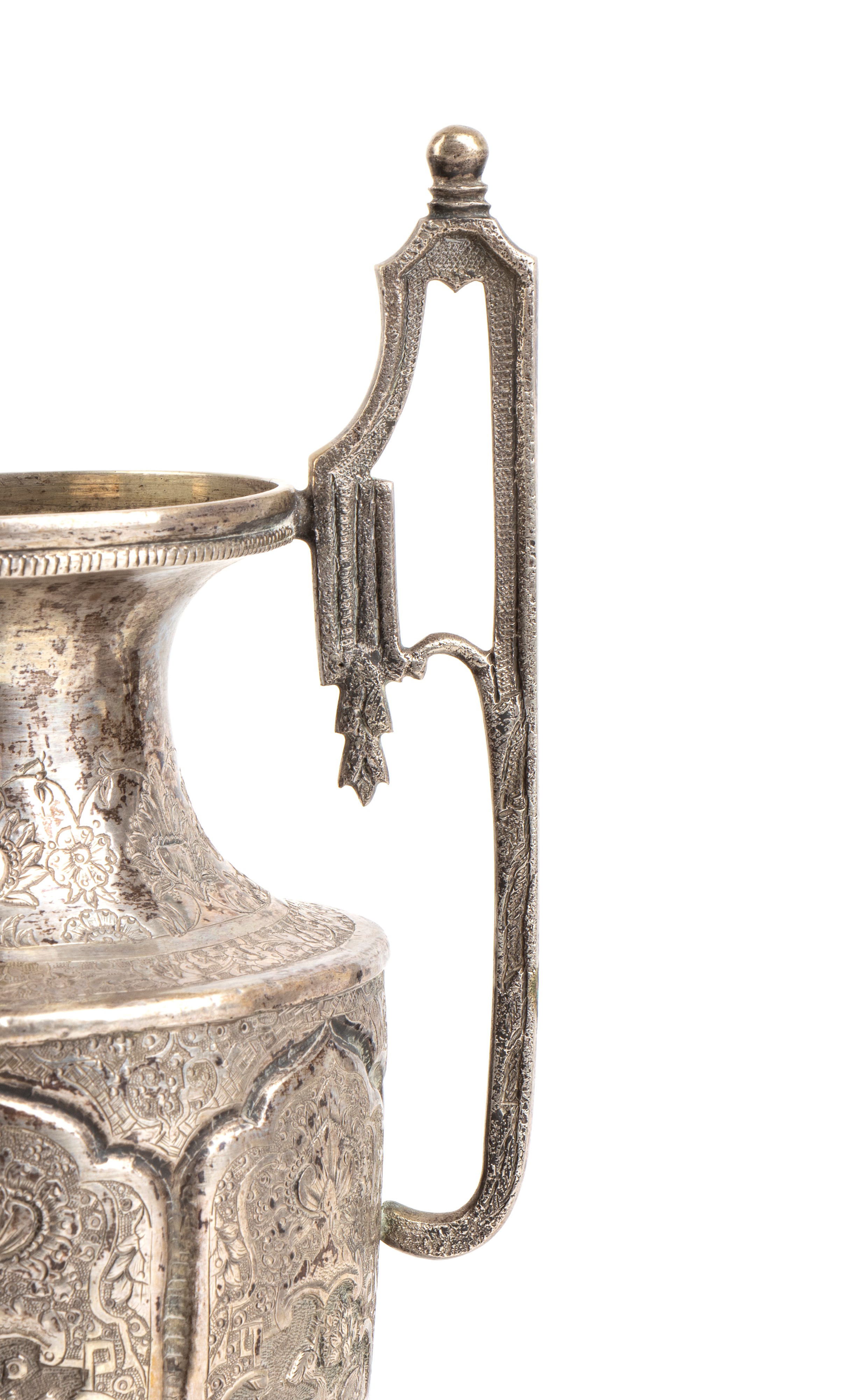 Coppia di vasi indiani in argento